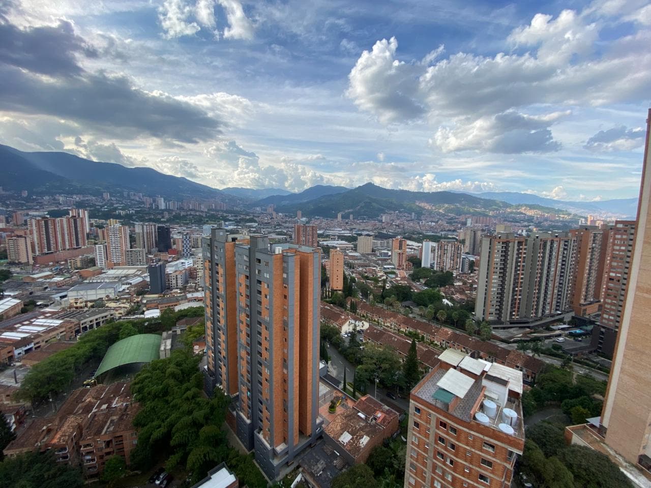 Apartamento en arriendo en La Florida, Sabaneta — foto 1 de 20