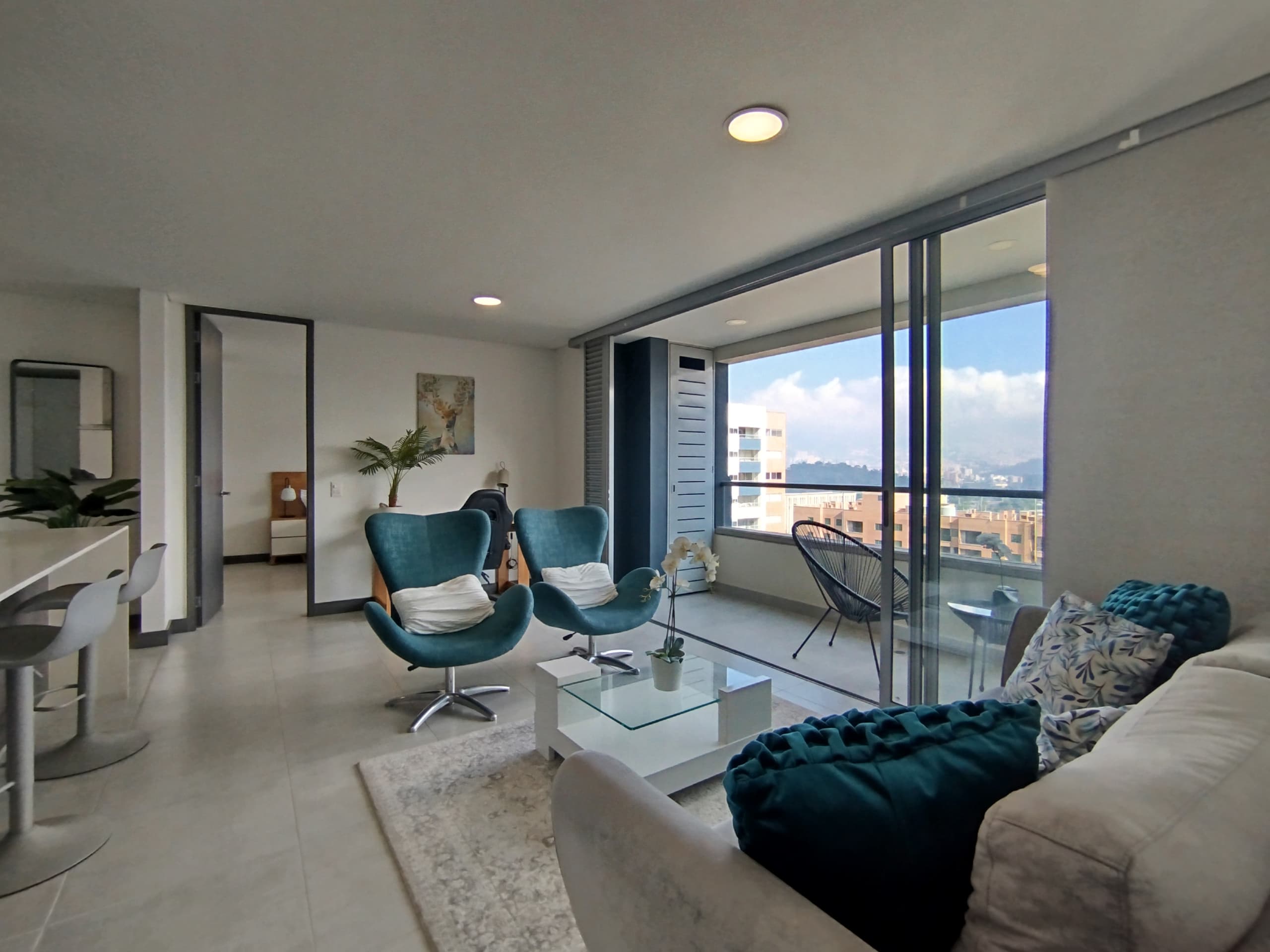 Apartamento en arriendo en Barrio Colombia, Poblado, Medellín — foto 5 de 20