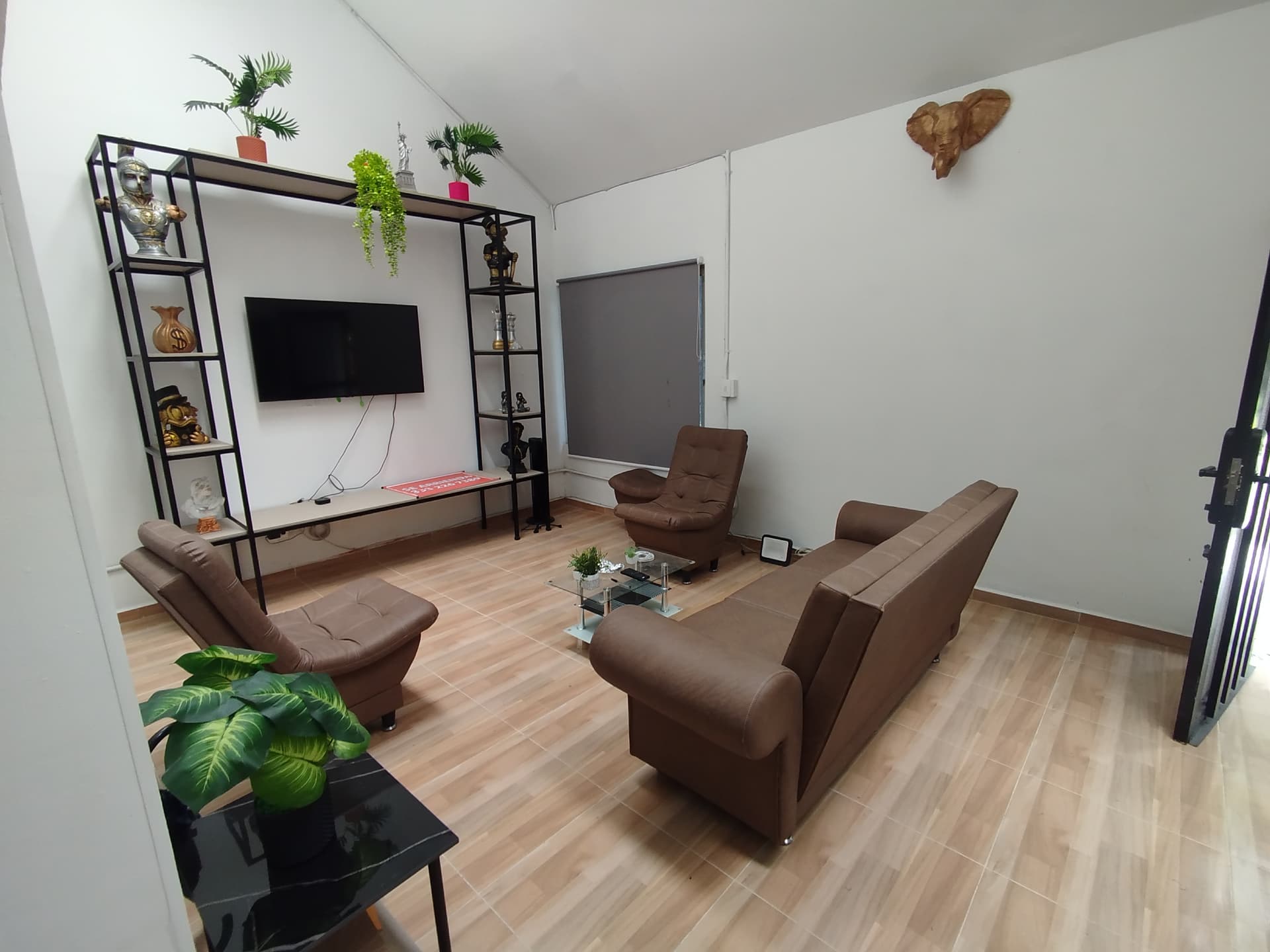 Casa Comercial en arriendo en Malibu, Belen, Medellín — foto 1 de 20