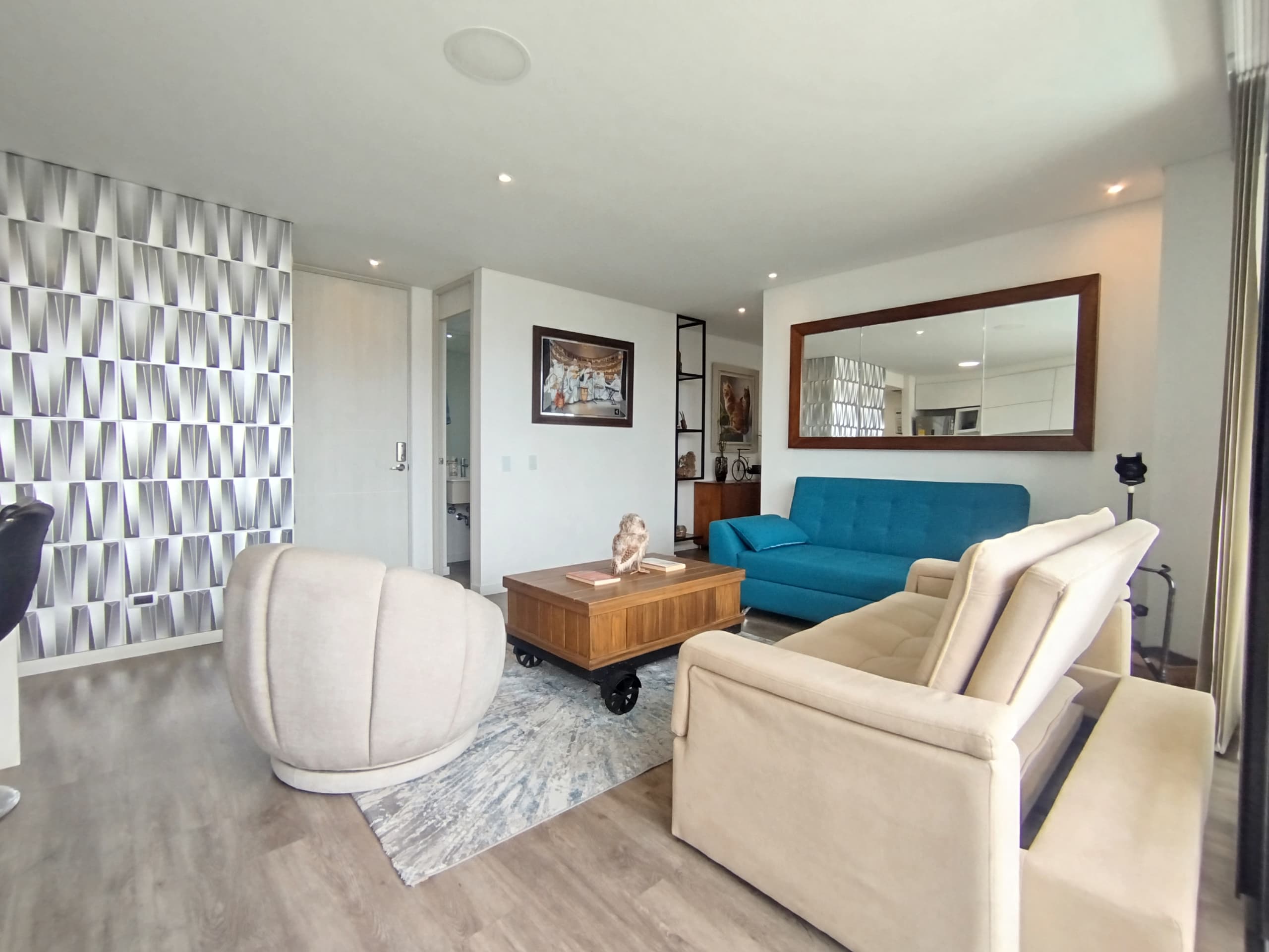 Apartamento en arriendo en Lalinde, Poblado, Medellín — foto 5 de 20