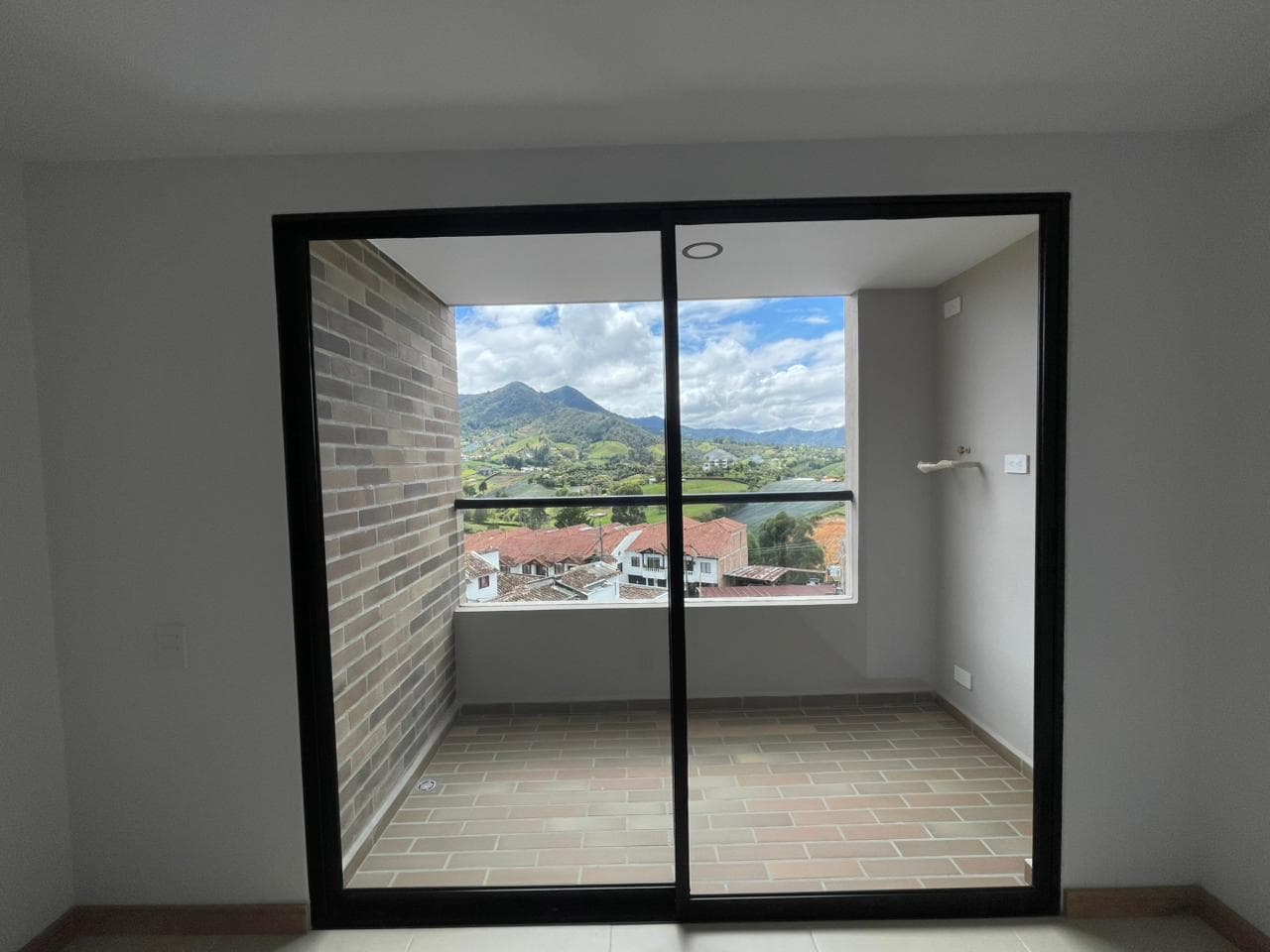 Apartamento en arriendo en De Vivoral, El Carmen De Viboral — foto 2 de 13