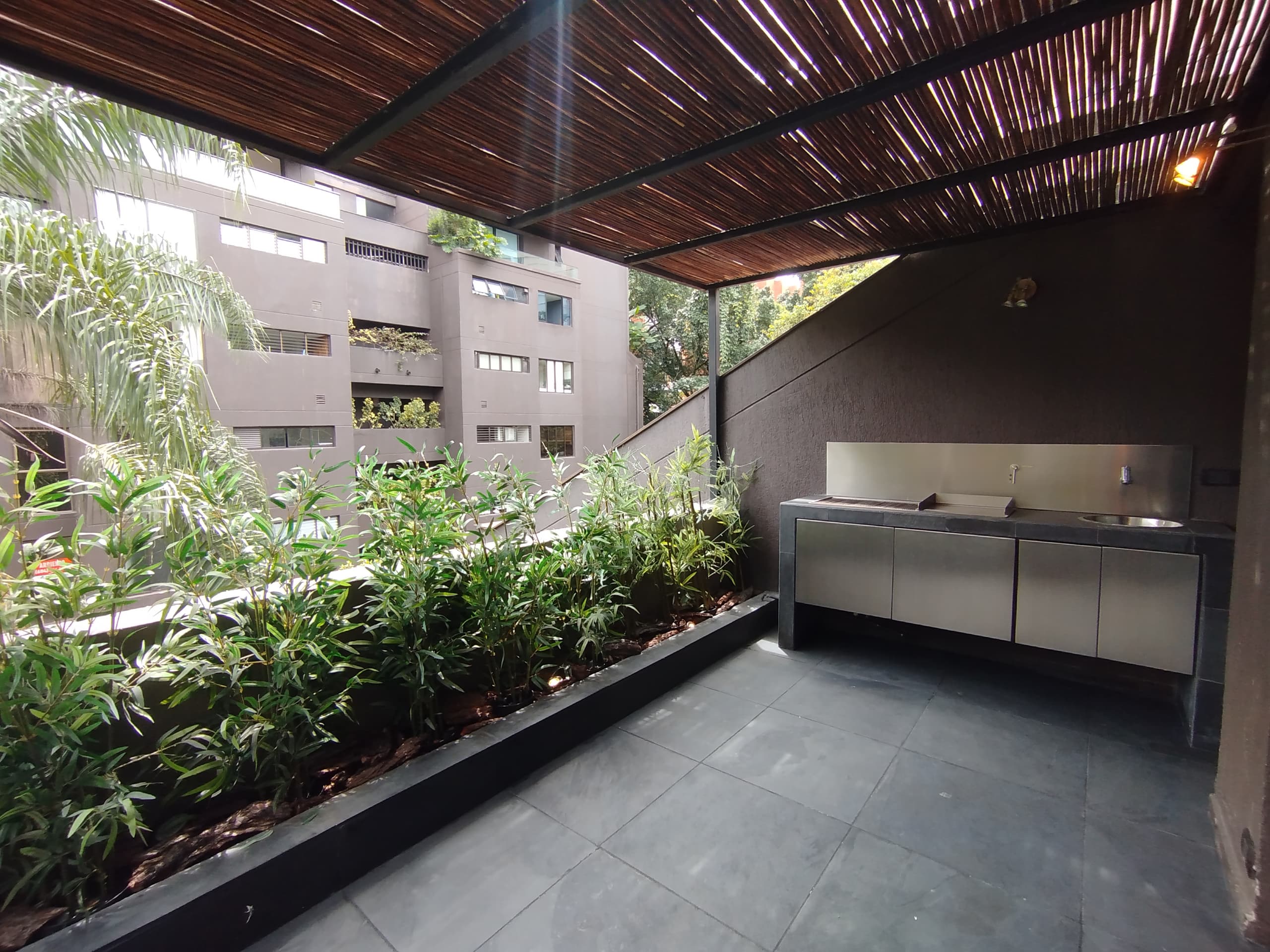 Apartamento en arriendo en La Tomatera, Poblado, Medellín — foto 5 de 20