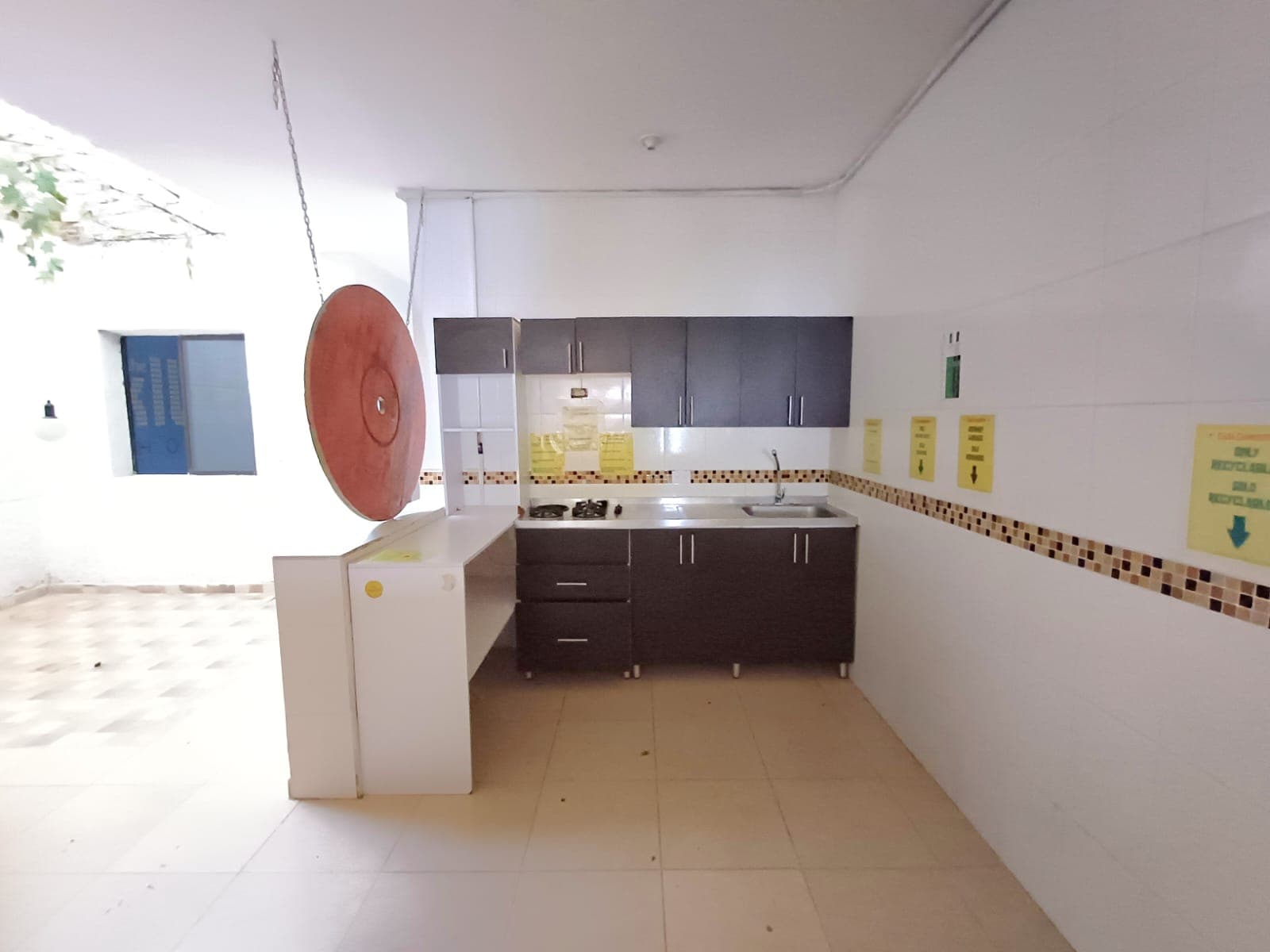 Casa Comercial en arriendo en Manila, Poblado, Medellín — foto 1 de 20