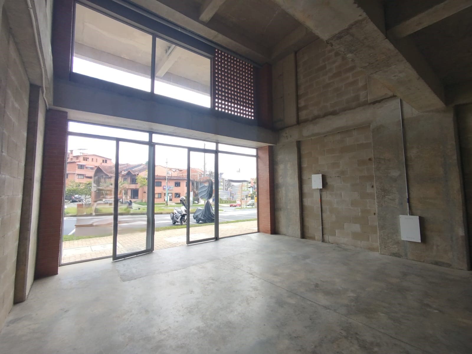 Local en arriendo en Rionegro — foto 1 de 15