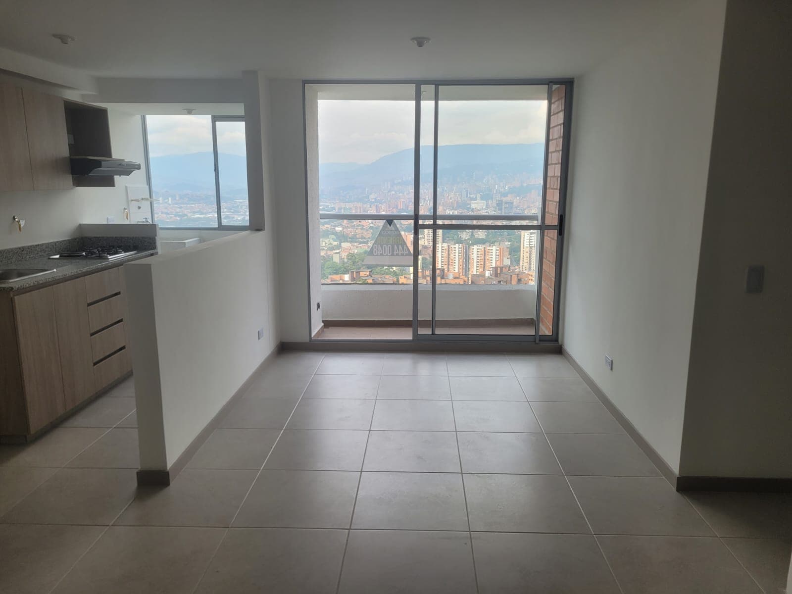 Apartamento en arriendo en La Cuenca, Envigado — foto 4 de 20
