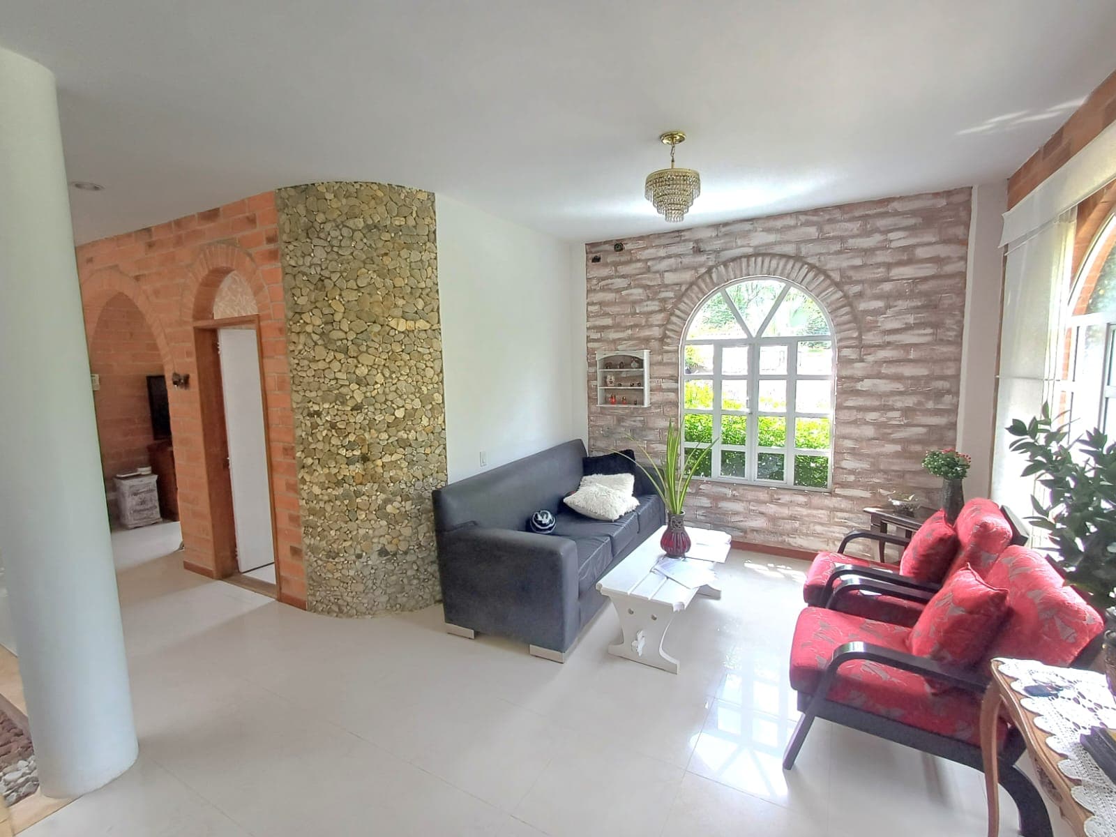 Casa Vivienda en arriendo en Transversal Intermedia, Poblado, Medellín — foto 2 de 20