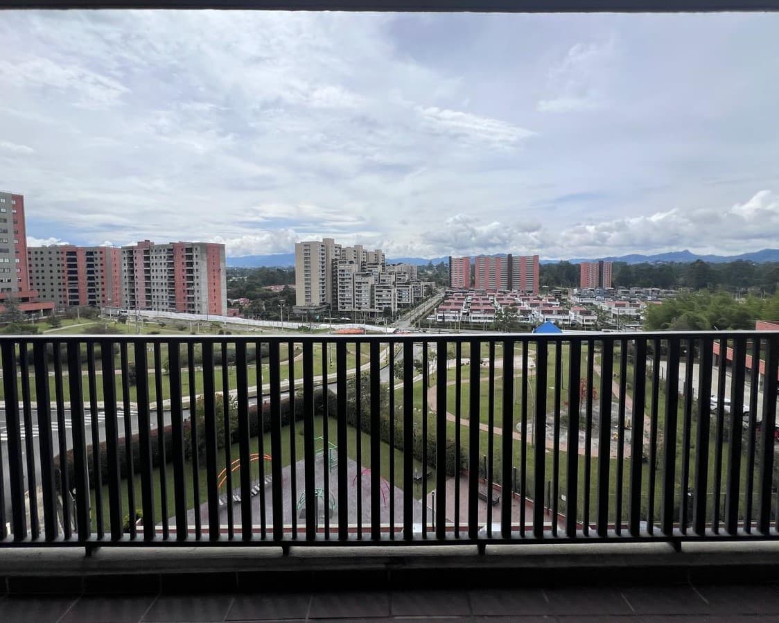 Apartamento en arriendo en Rionegro — foto 2 de 18