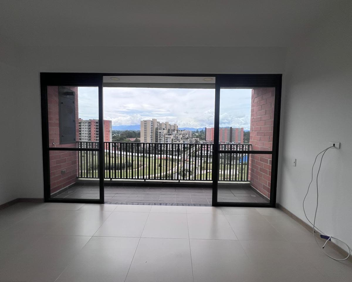 Apartamento en arriendo en Rionegro — foto 3 de 18