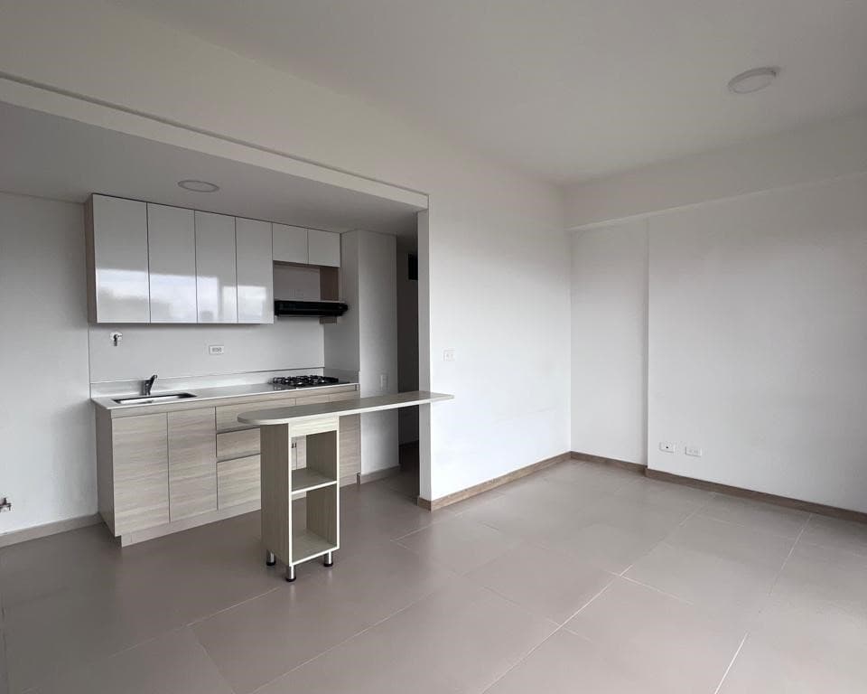 Apartamento en arriendo en Rionegro — foto 5 de 18