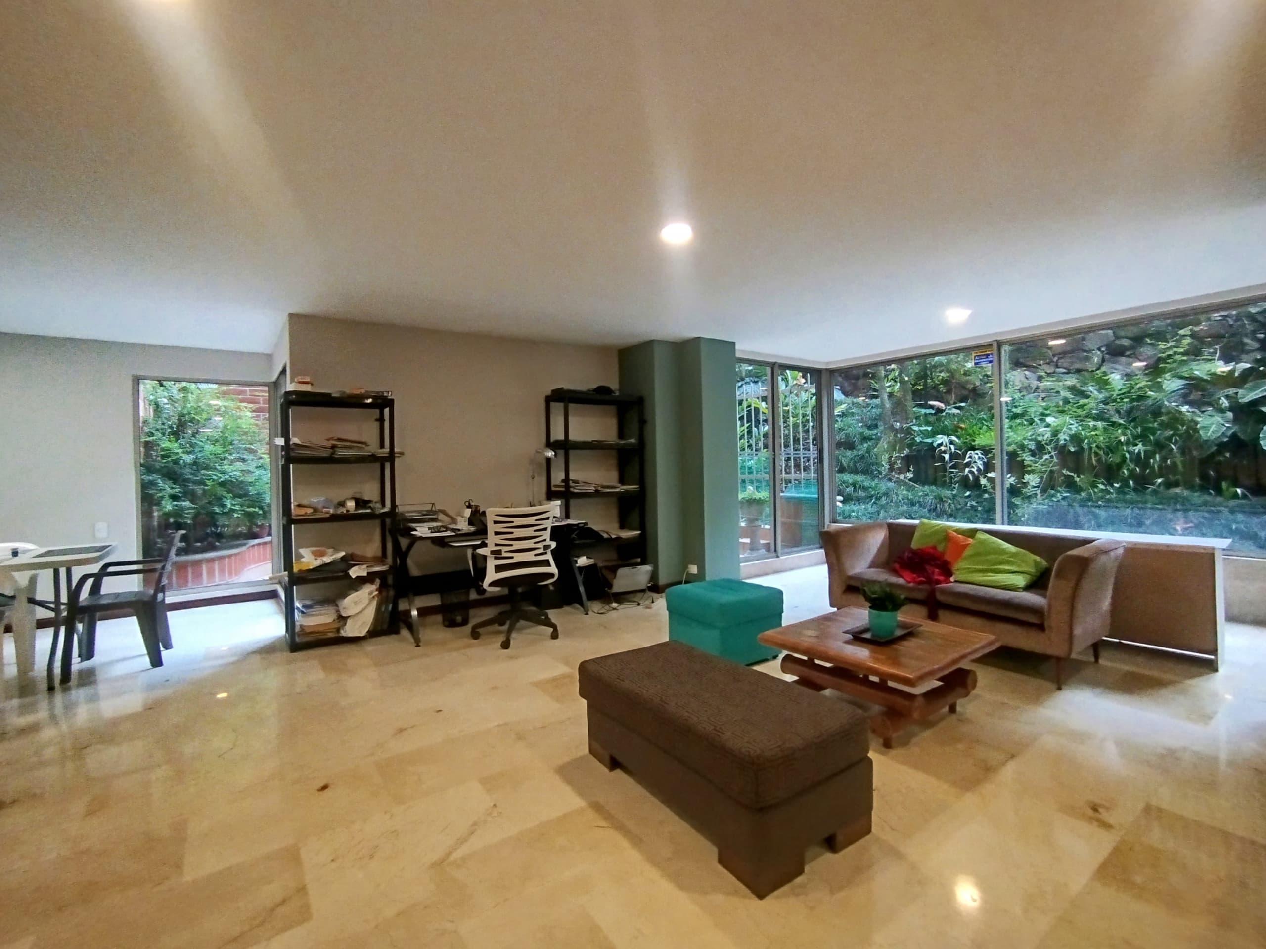 Apartamento en arriendo en La Tomatera, Poblado, Medellín — foto 2 de 20