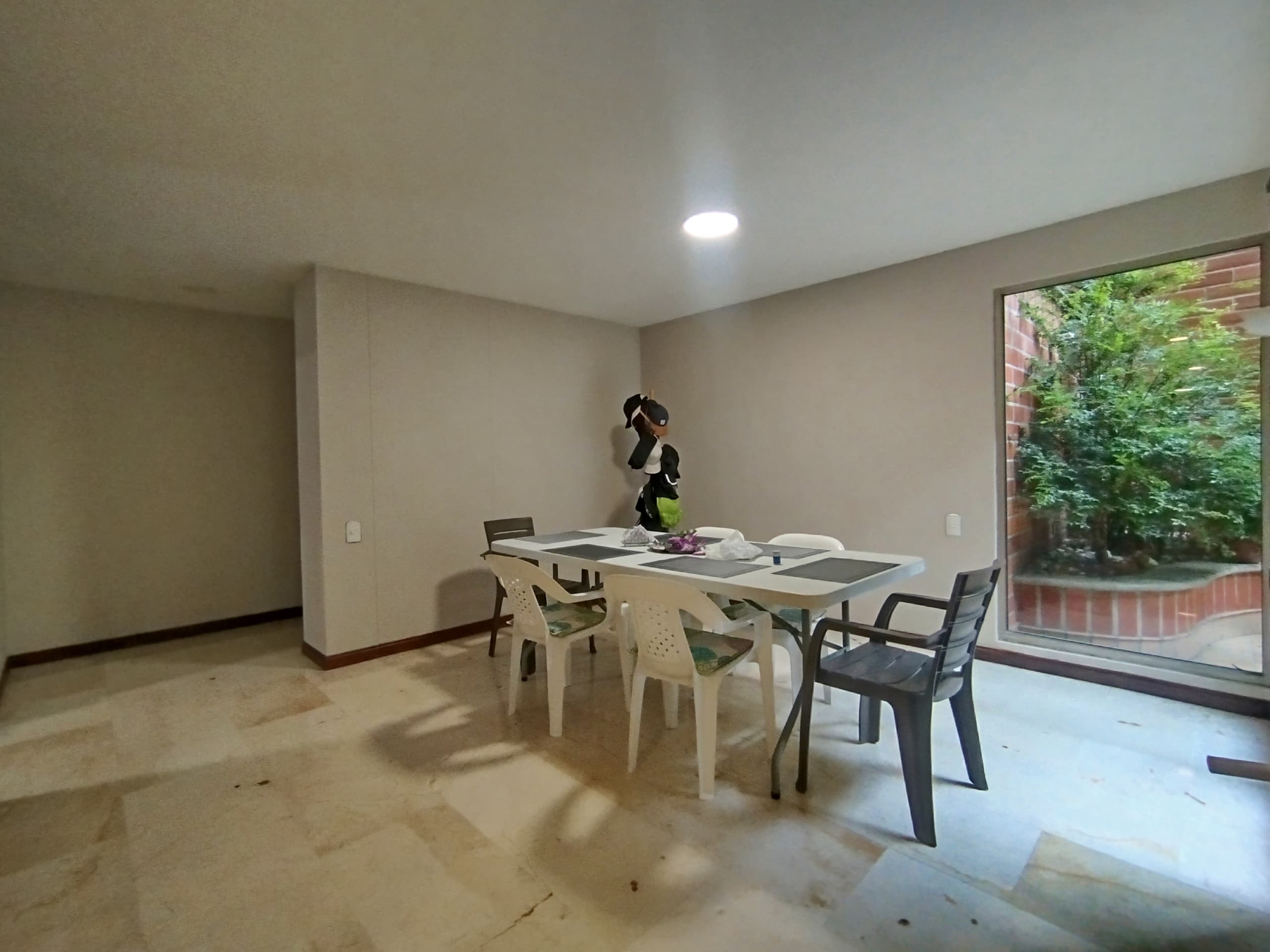 Apartamento en arriendo en La Tomatera, Poblado, Medellín — foto 5 de 20
