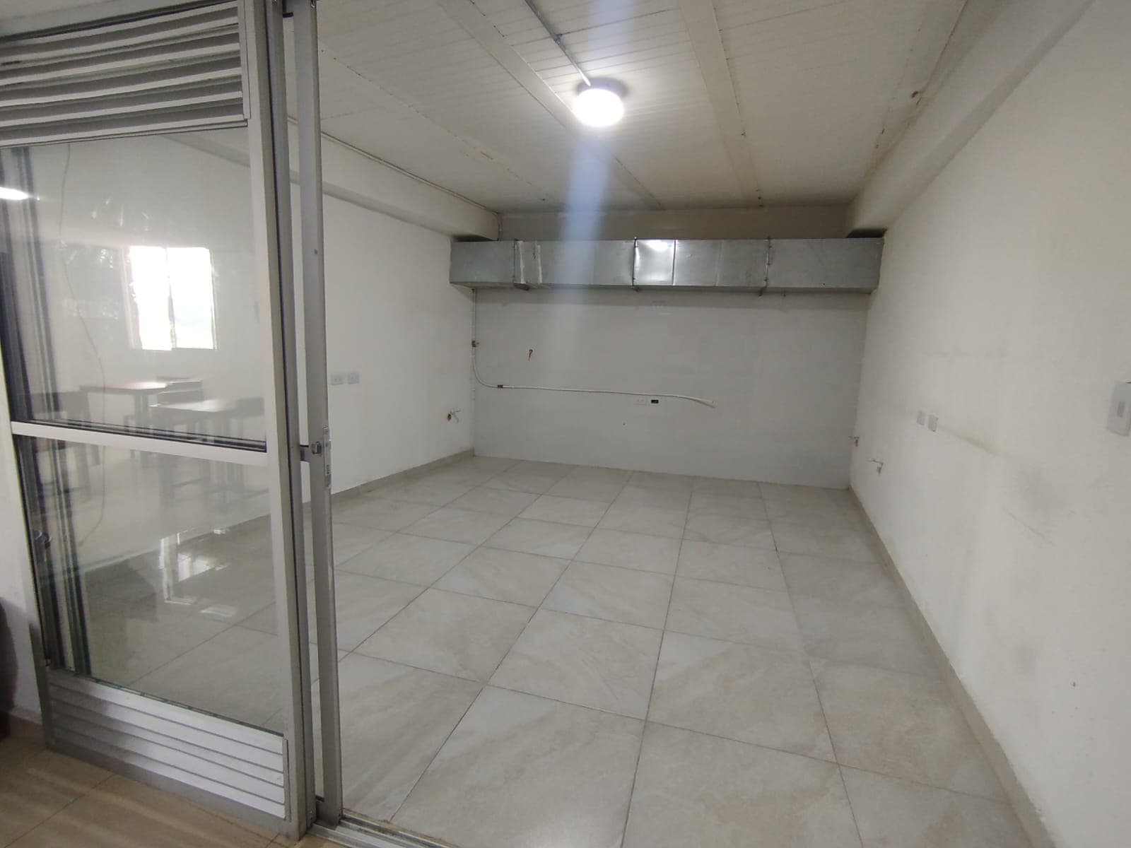 Local en arriendo en San Cristobal — foto 1 de 19