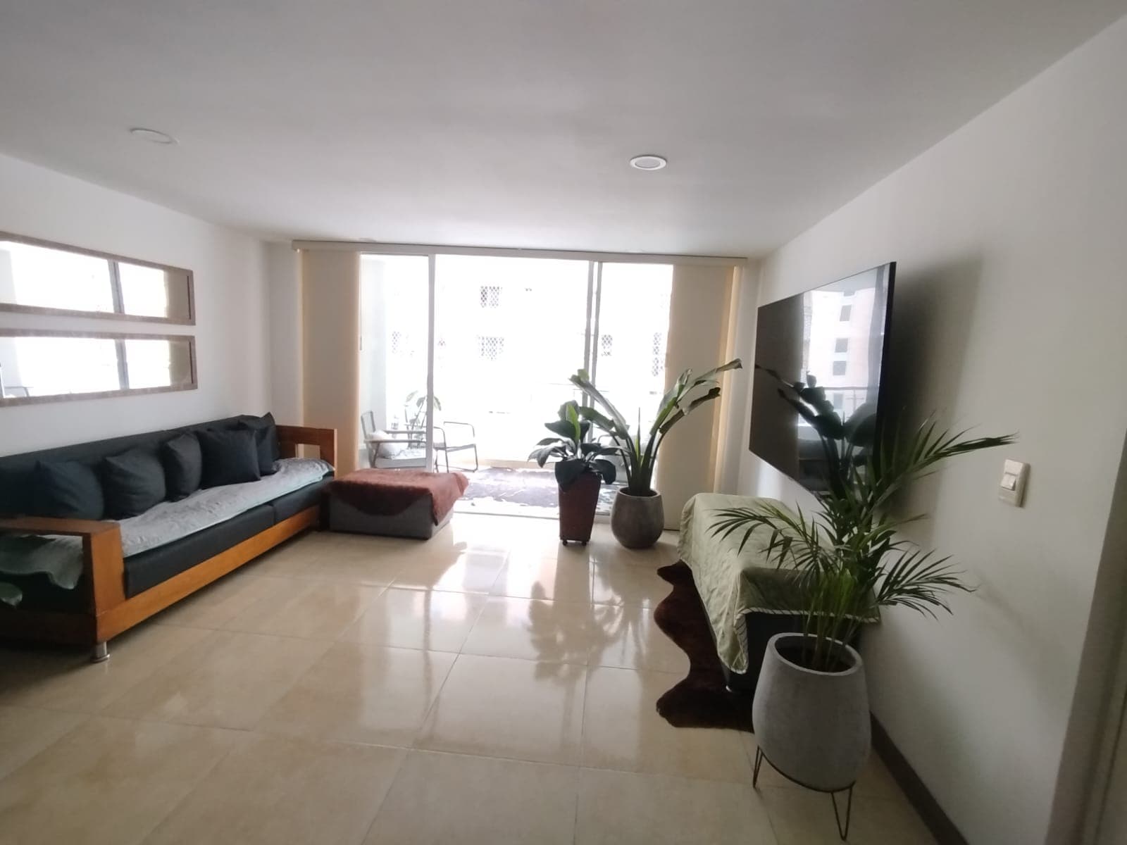 Apartamento en arriendo en Laureles, Medellín — foto 2 de 20