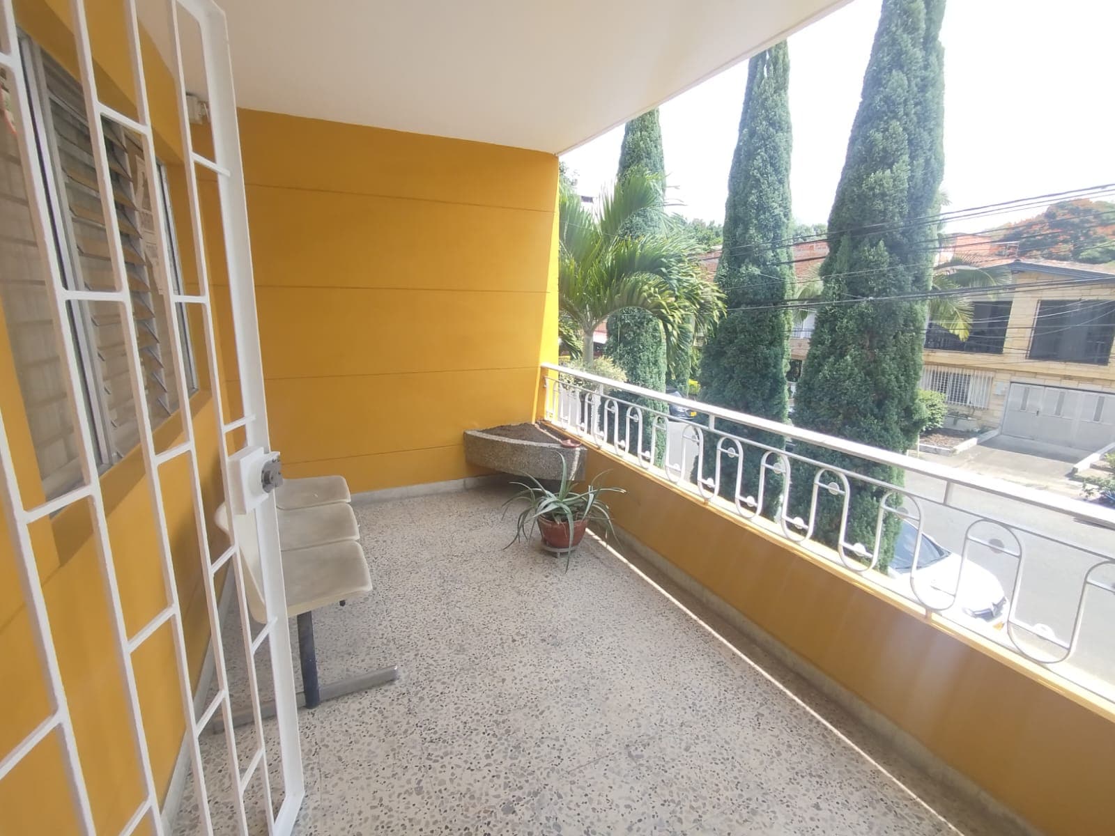 Casa Comercial en arriendo en Belen, Medellín — foto 3 de 20