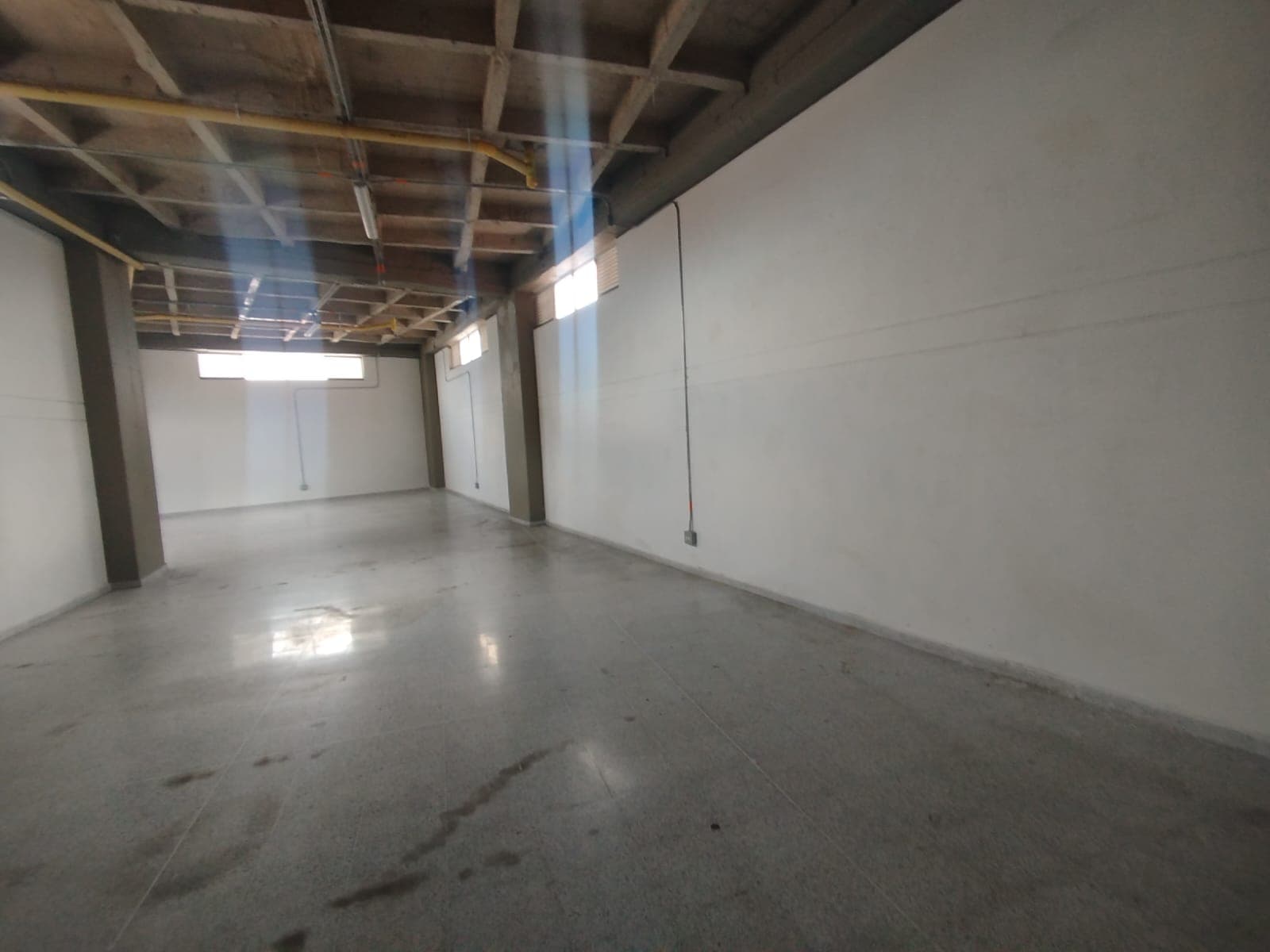 Bodega en arriendo en Belen, Medellín — foto 1 de 13
