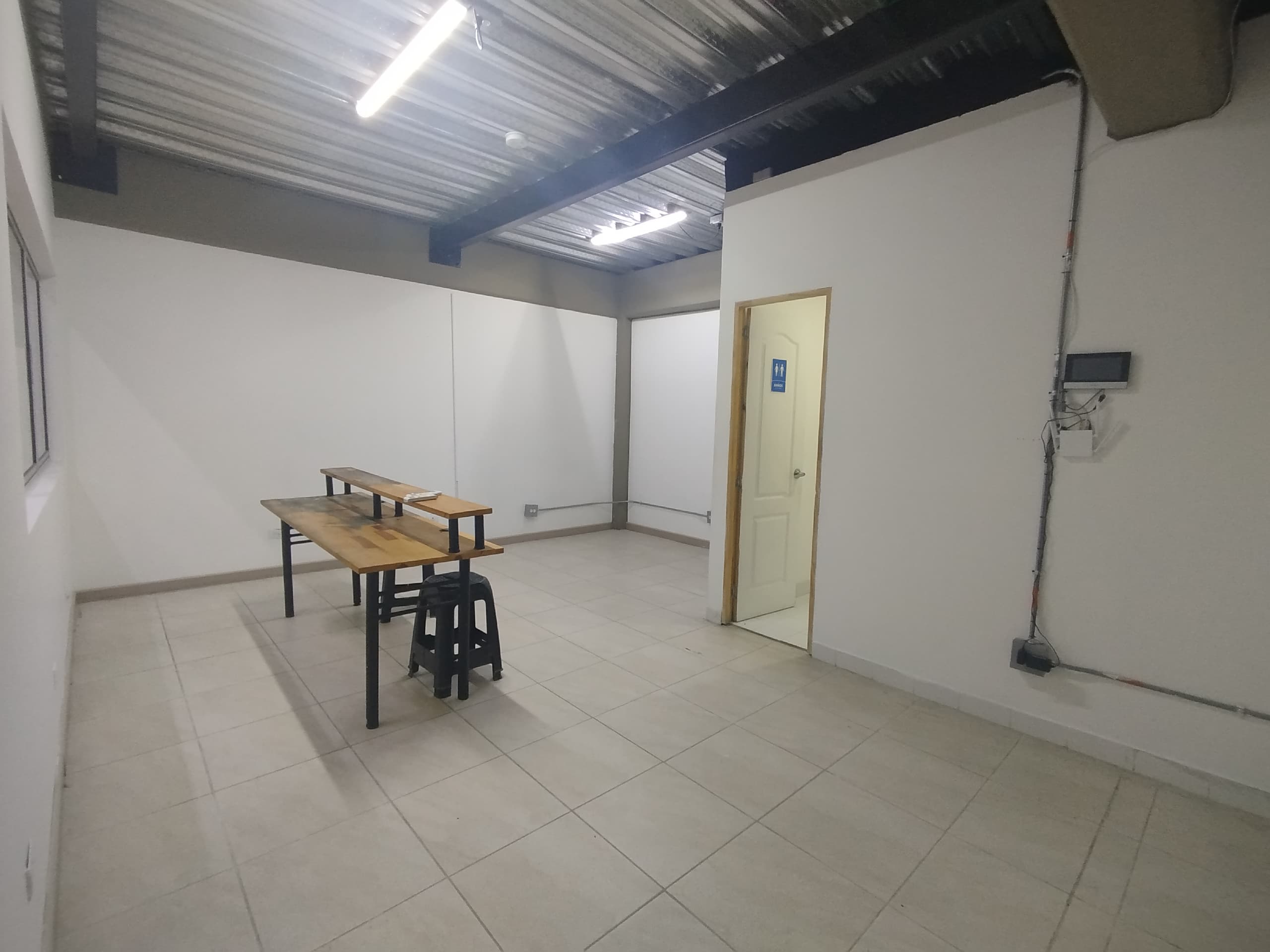 Oficina en arriendo en Simón Bolívar, Itagui — foto 3 de 18