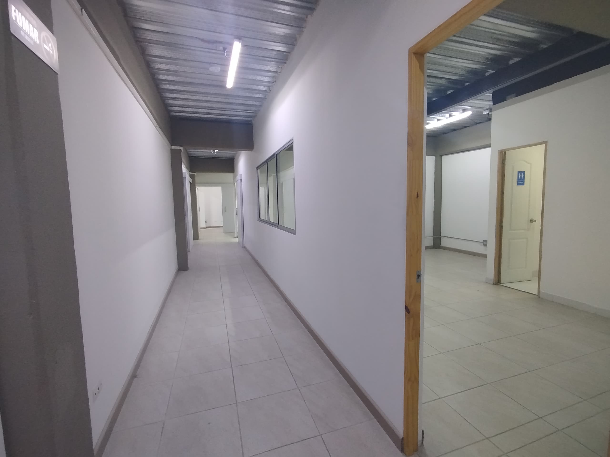 Oficina en arriendo en Simón Bolívar, Itagui — foto 4 de 18