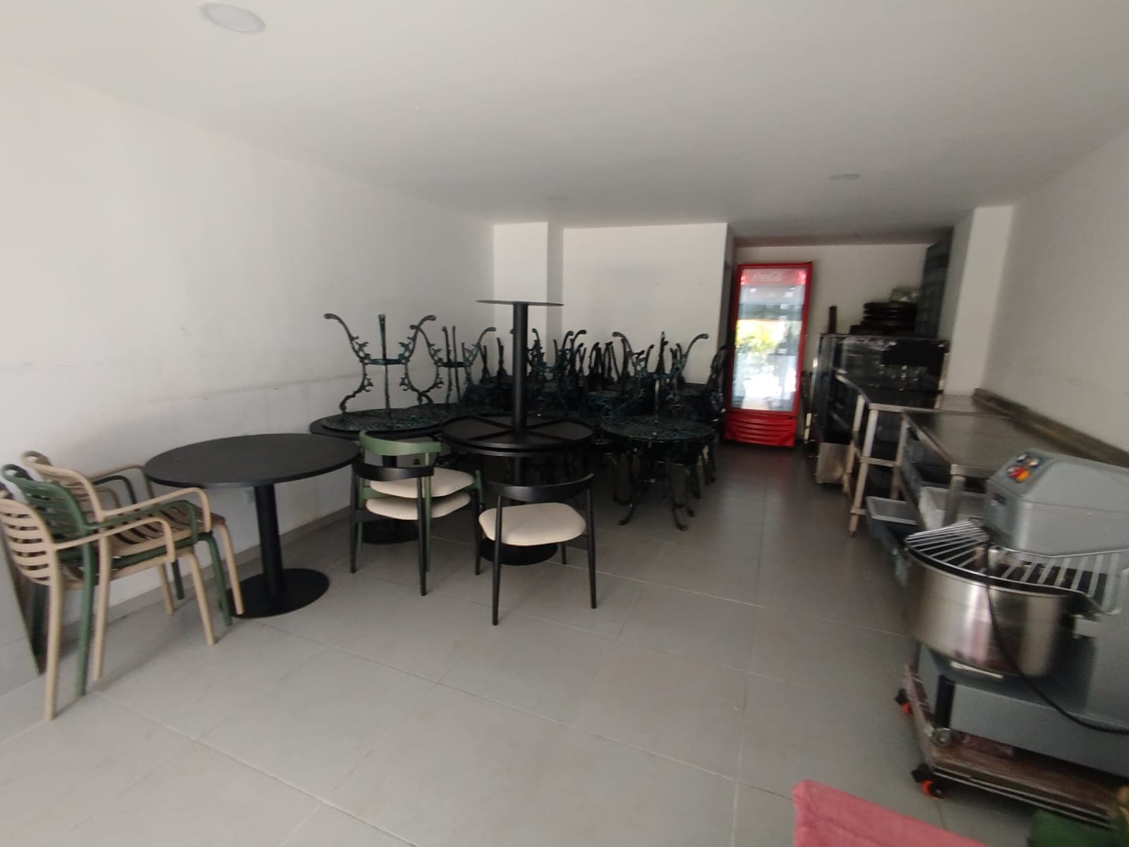 Local en arriendo en Belen, Medellín — foto 3 de 8