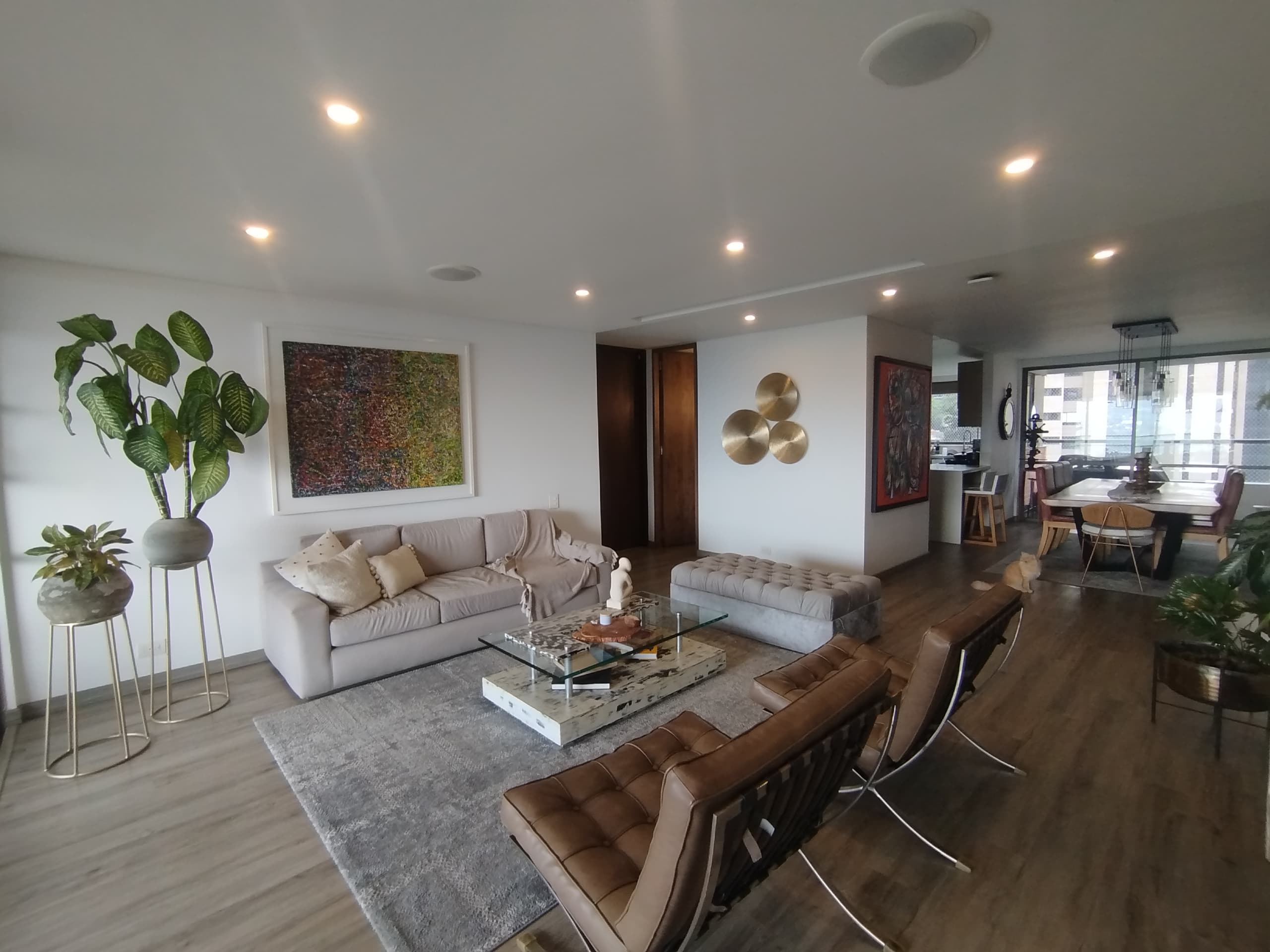 Apartamento en arriendo en La Calera, Poblado, Medellín — foto 3 de 20