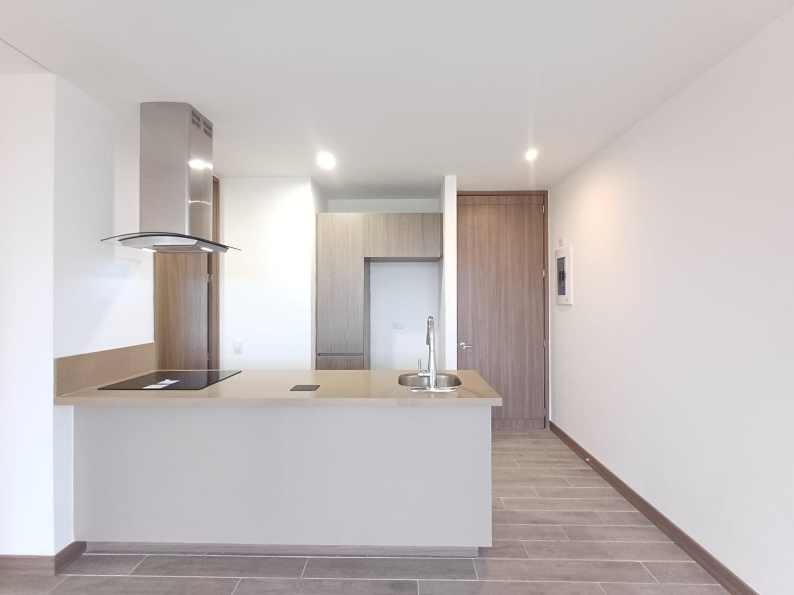 Apartamento en arriendo en San Lucas, Poblado, Medellín — foto 2 de 16