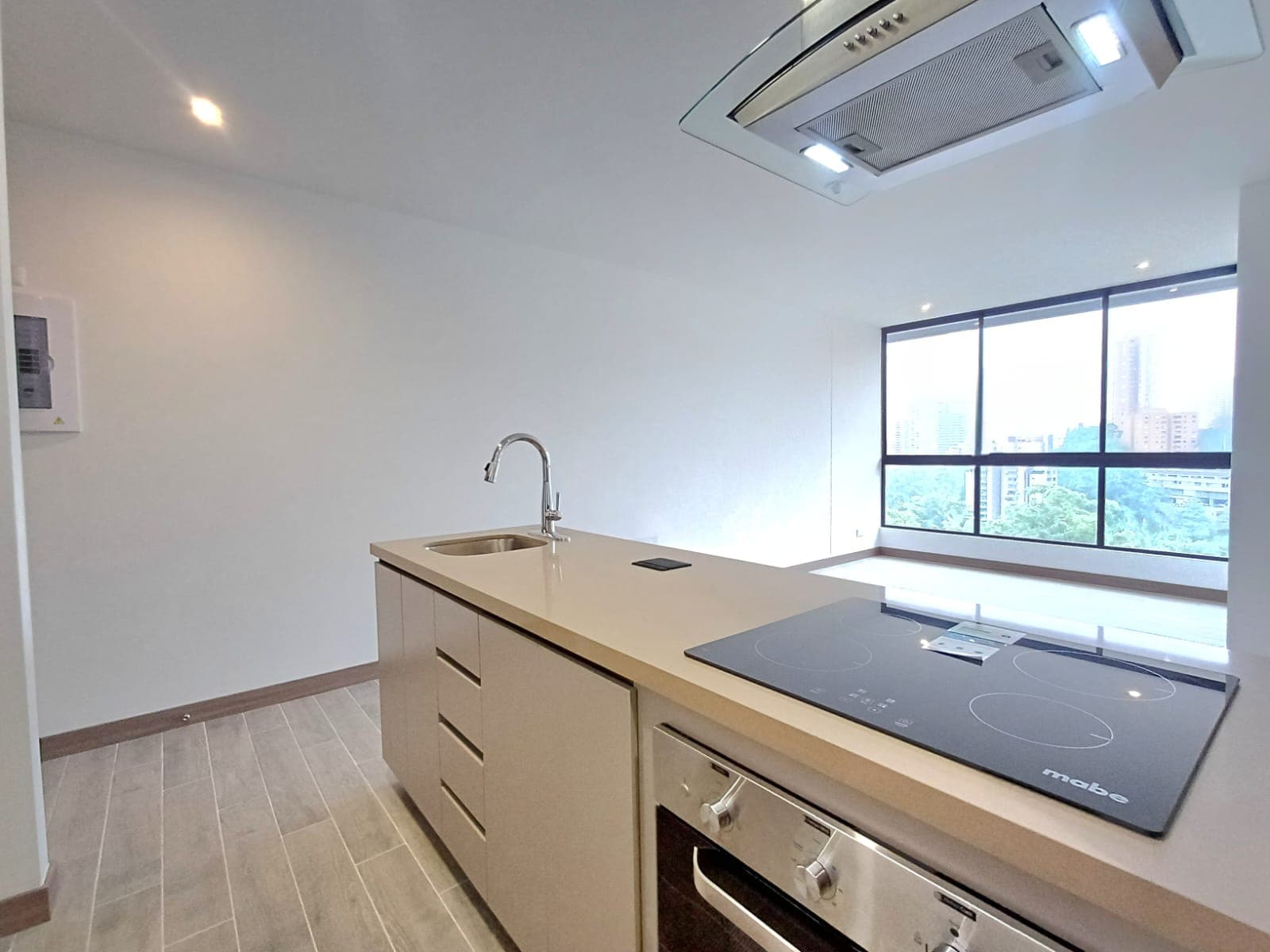 Apartamento en arriendo en San Lucas, Poblado, Medellín — foto 3 de 16