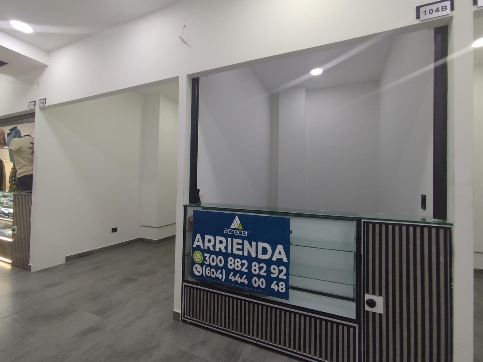 Local en arriendo en Med, Centro, Medellín — foto 1 de 9