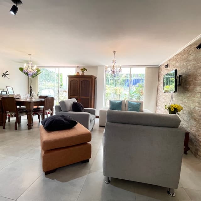 Casa Vivienda en arriendo en La Cola del Zorro, Poblado, Medellín — foto 5 de 20