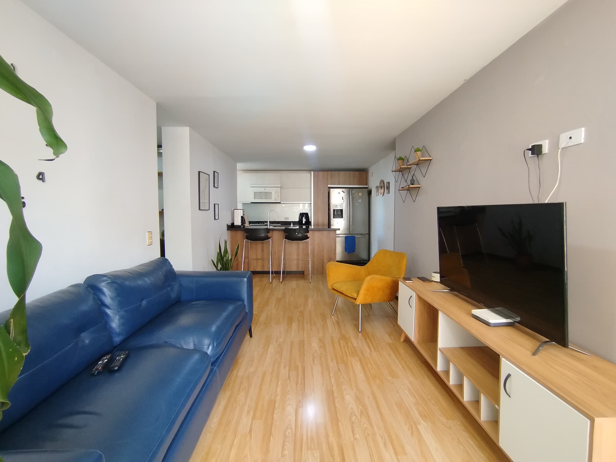 Apartamento en arriendo en Barrio Colombia, Poblado, Medellín — foto 3 de 20