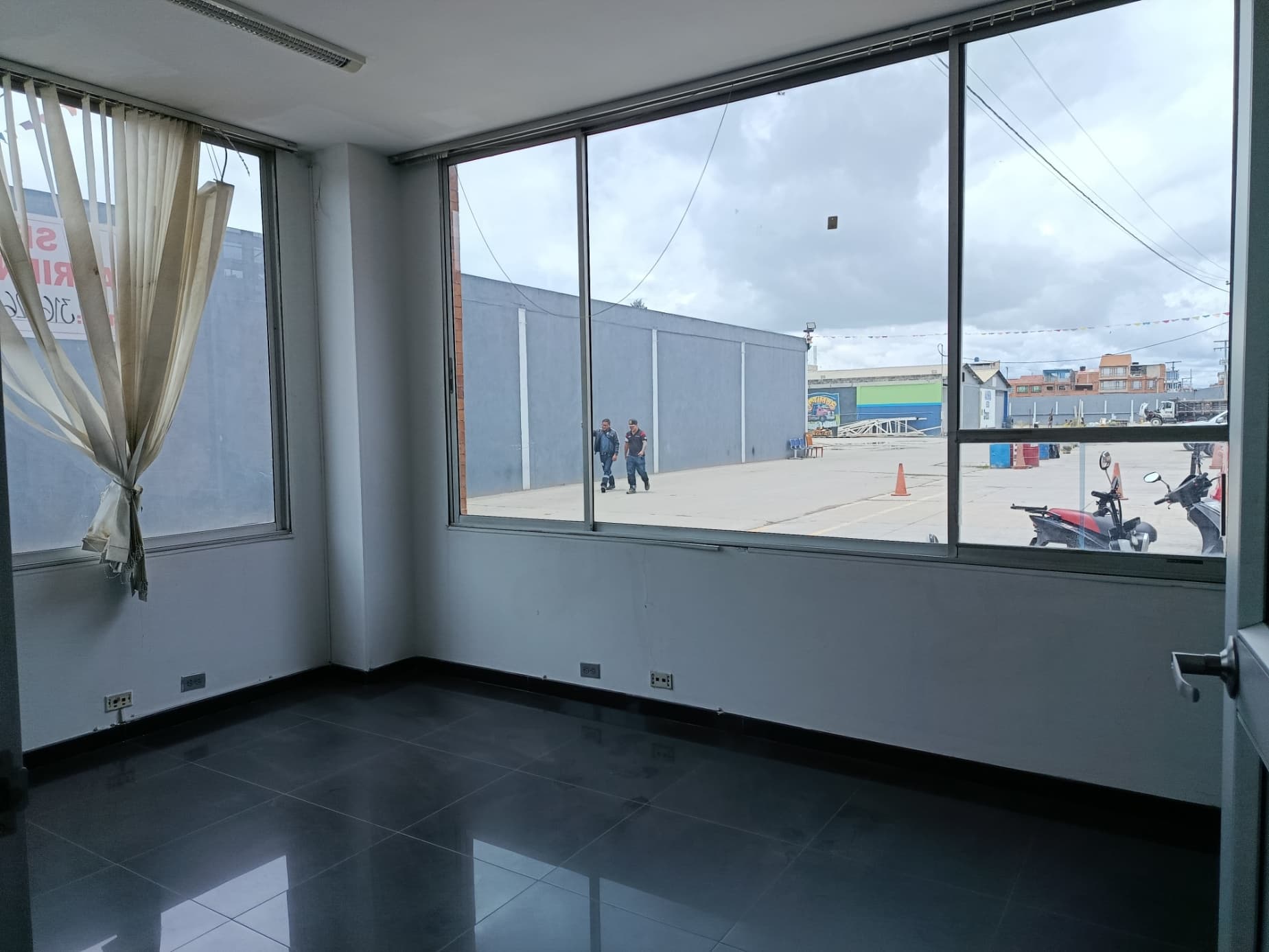 Oficina en arriendo en Madrid — foto 5 de 11