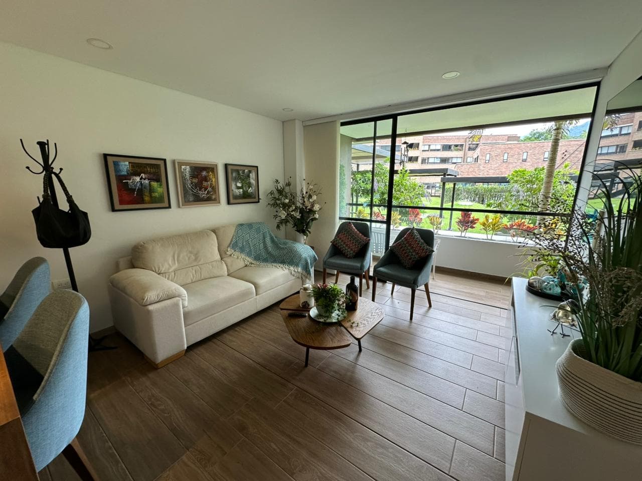 Apartamento en arriendo en Loma Del Escobero, Envigado — foto 4 de 20