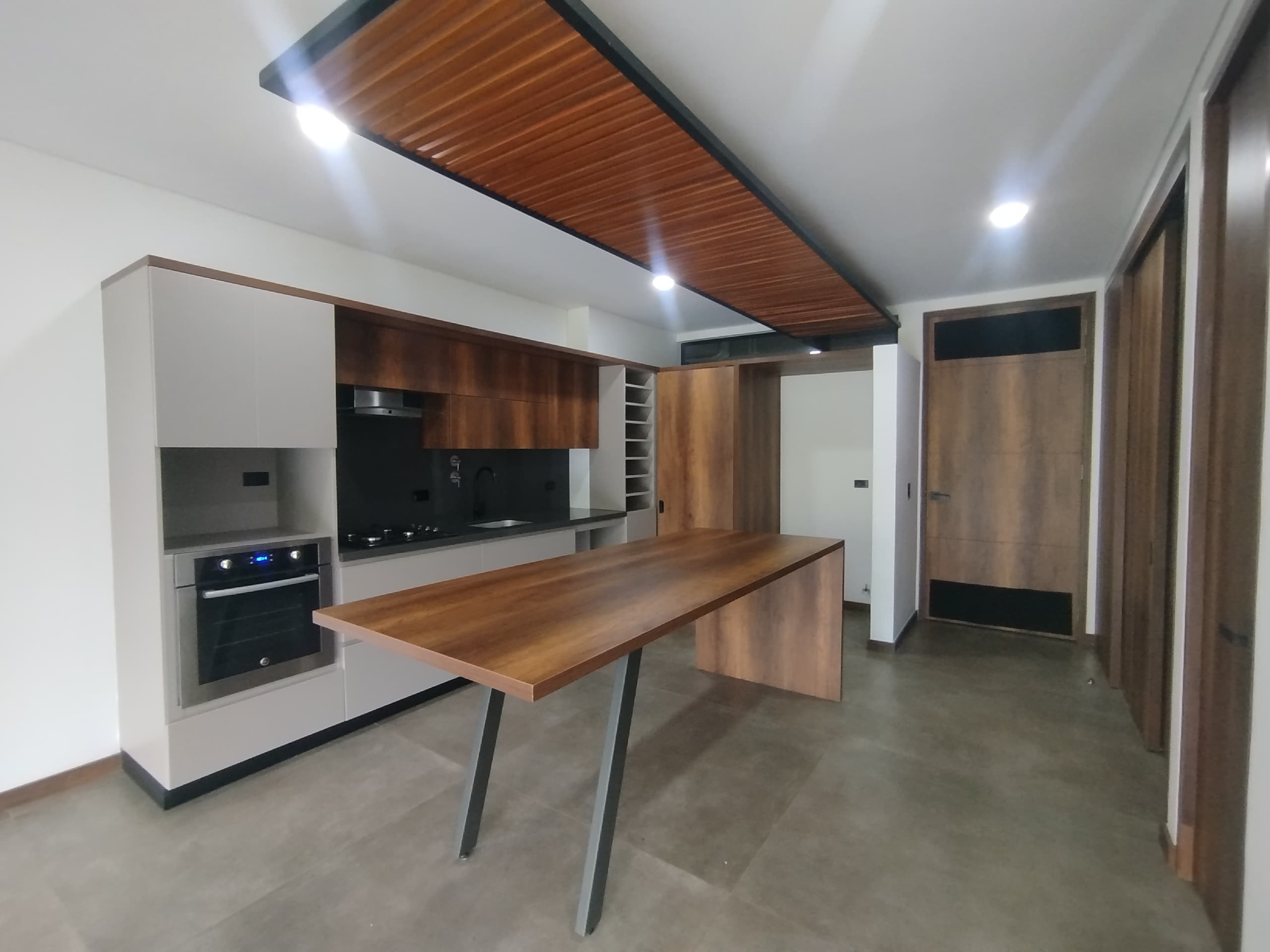 Apartamento en arriendo en Las Palmas M, Poblado, Medellín — foto 3 de 14