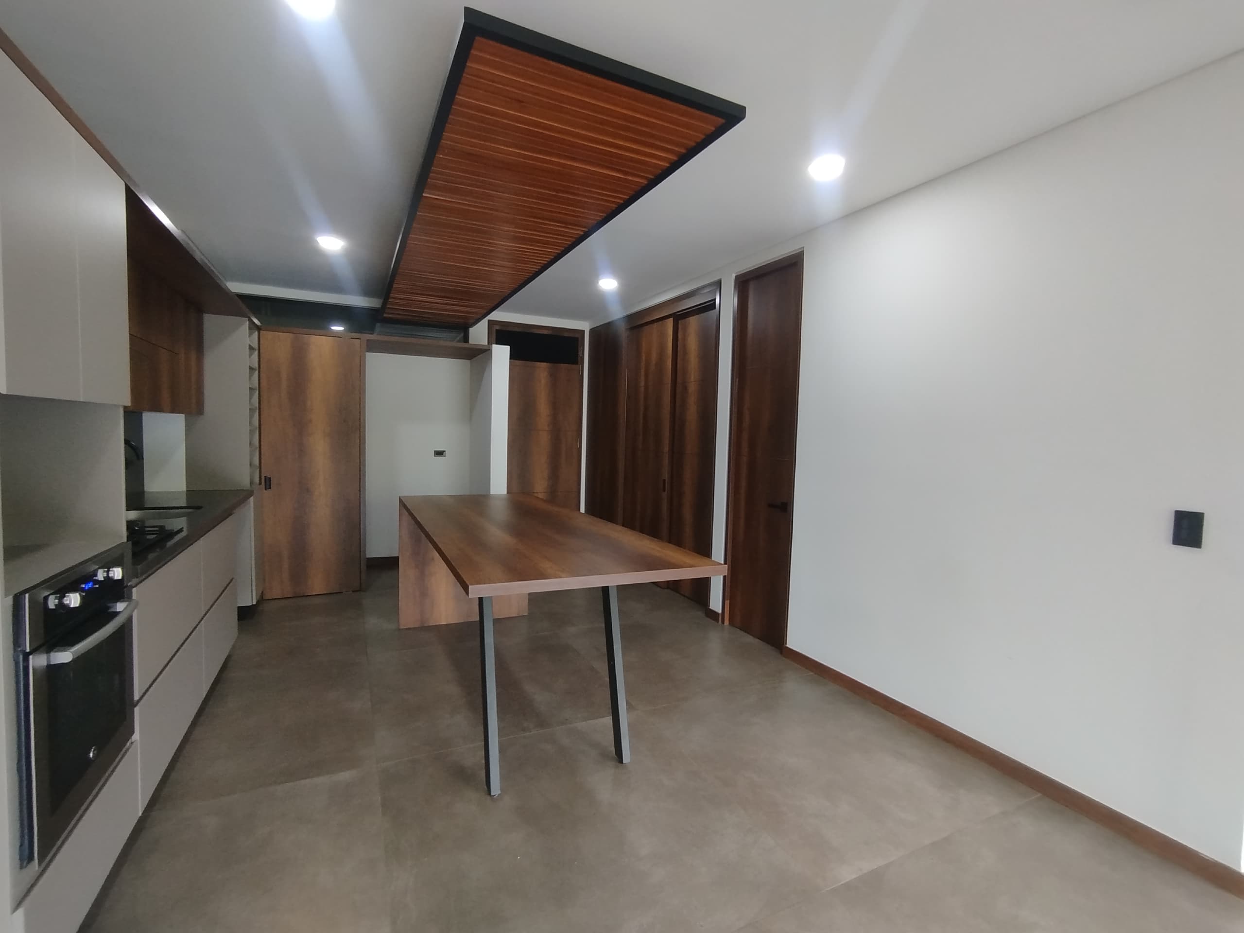 Apartamento en arriendo en Las Palmas M, Poblado, Medellín — foto 5 de 14