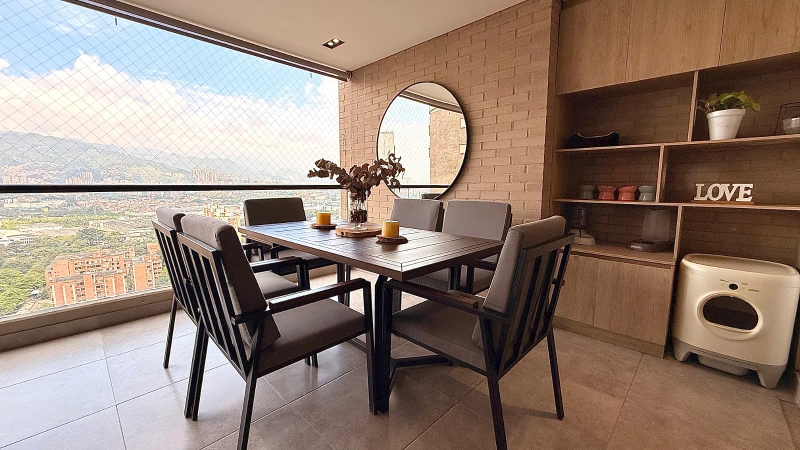 Apartamento en arriendo en Santa María De Los Ángeles, Poblado, Medellín — foto 1 de 20