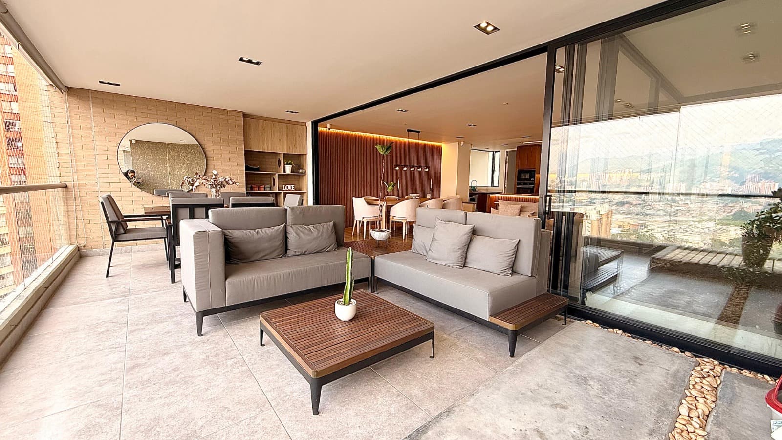 Apartamento en arriendo en Santa María De Los Ángeles, Poblado, Medellín — foto 4 de 20