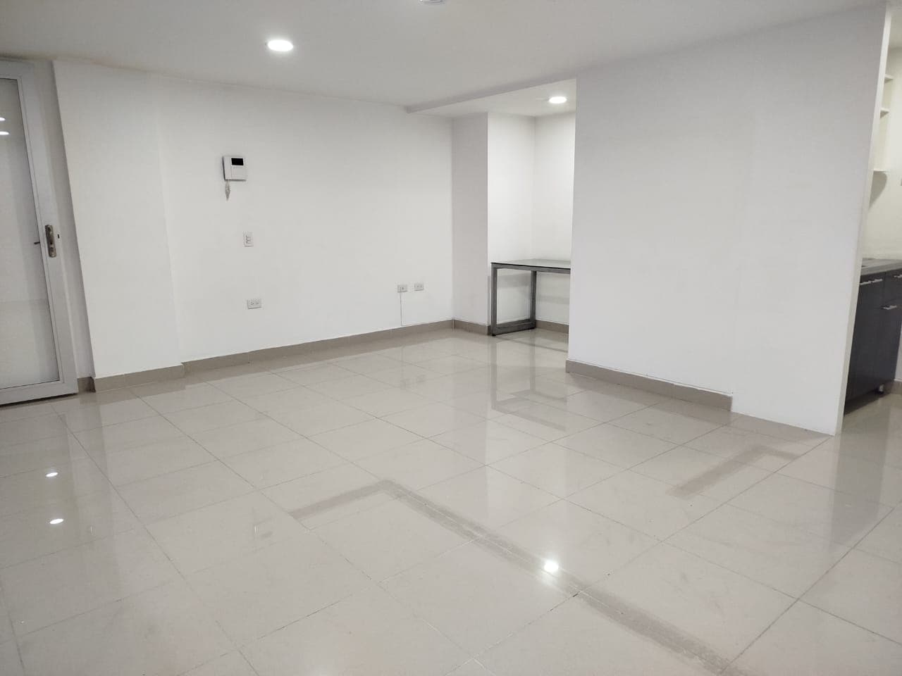 Oficina en arriendo en Santa Ana, Sabaneta — foto 4 de 12
