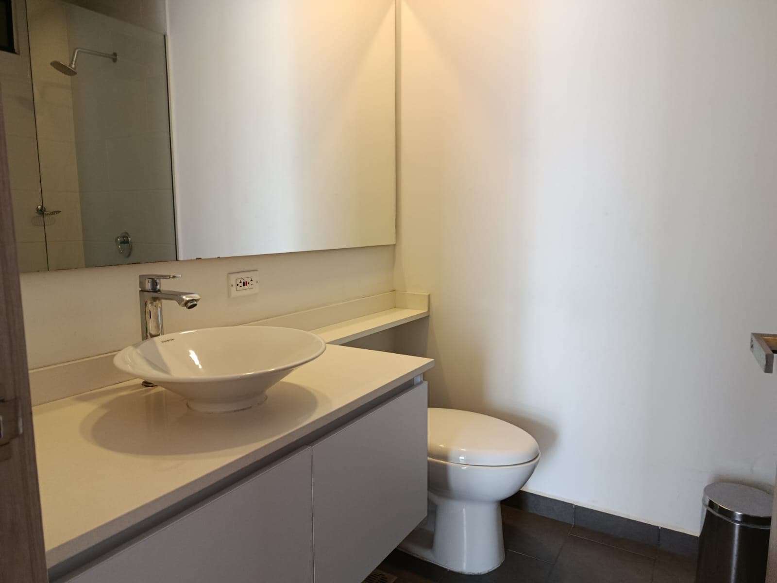 Apartamento en arriendo en Laureles, Medellín — foto 4 de 13
