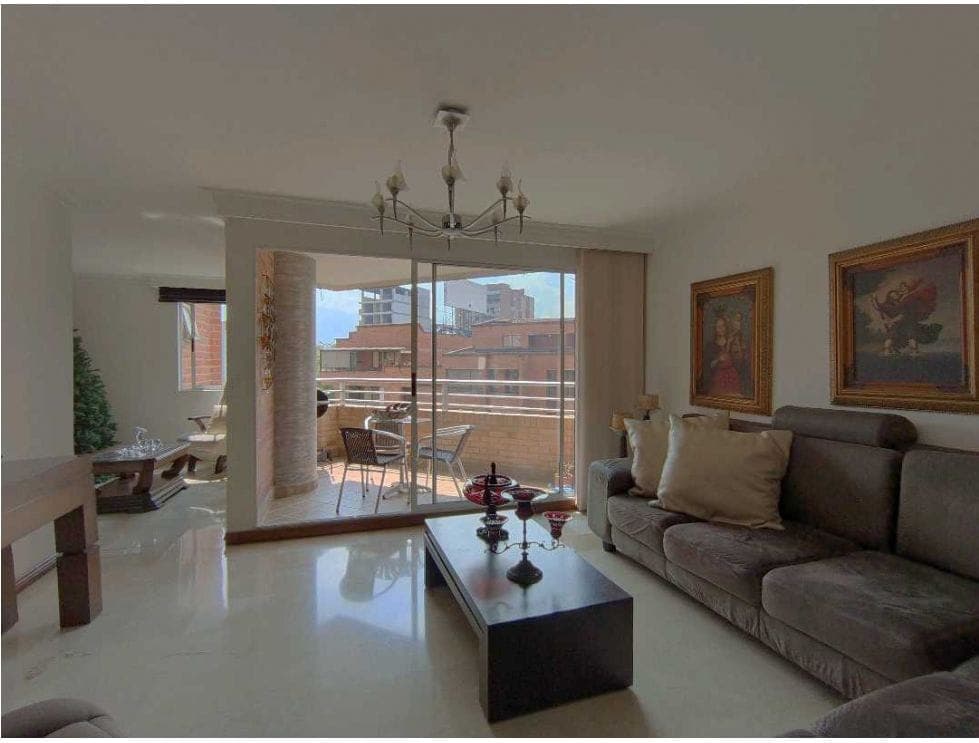 Apartamento en arriendo en Laureles, Medellín — foto 1 de 20
