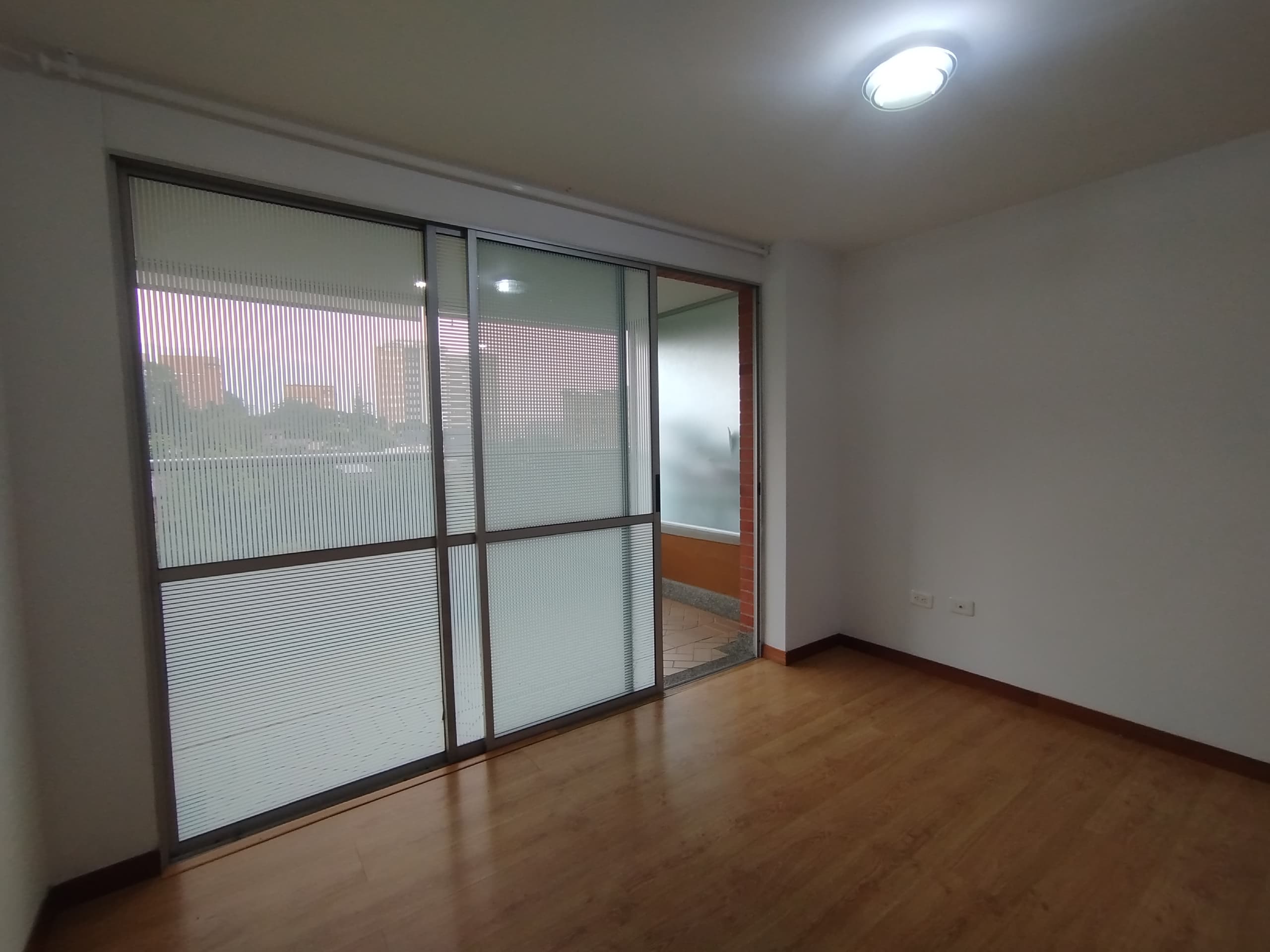 Apartamento en arriendo en San Lucas, Poblado, Medellín — foto 2 de 20