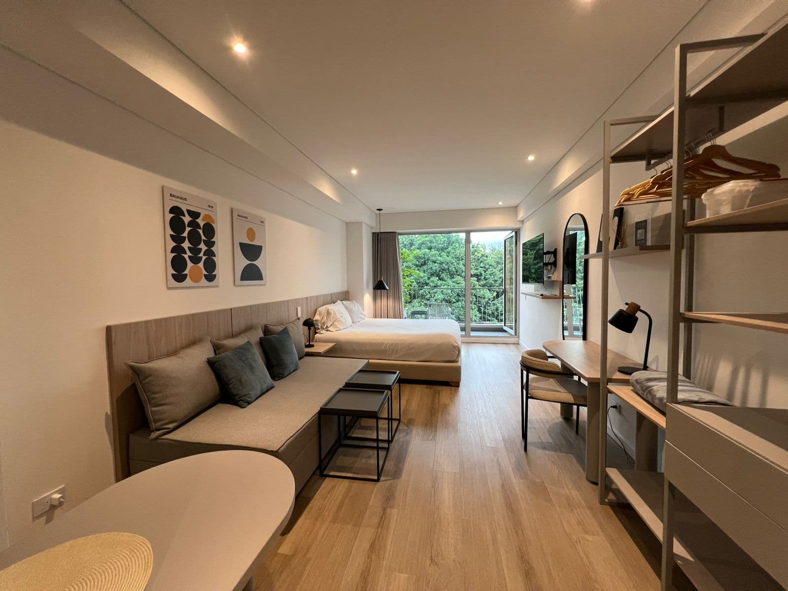 Apartaestudio en arriendo en Unicentro, Laureles, Medellín — foto 1 de 11