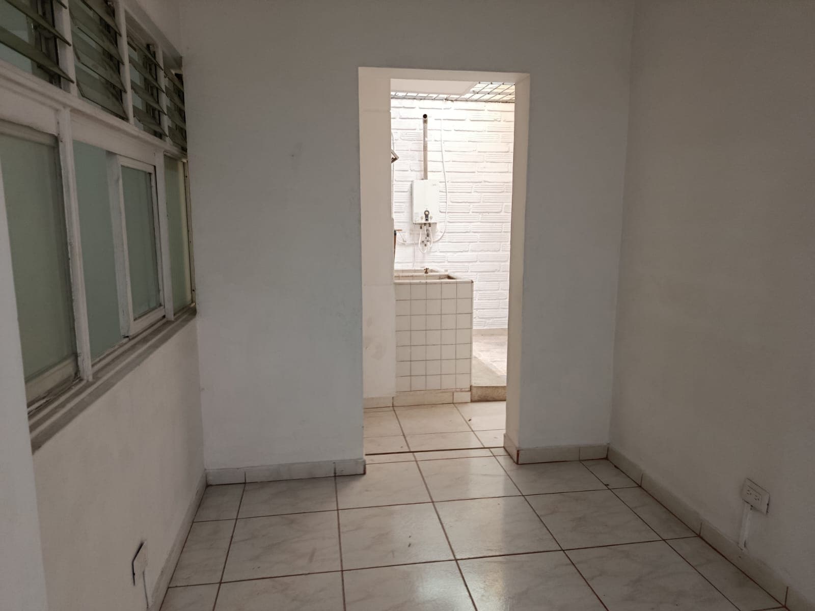 Casa Vivienda en arriendo en Simón Bolívar, La America, Medellín — foto 4 de 19