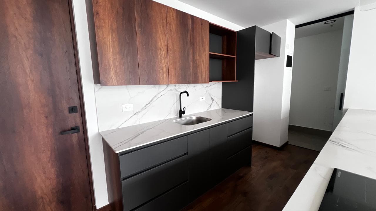 Apartamento en arriendo en Retiro — foto 3 de 20