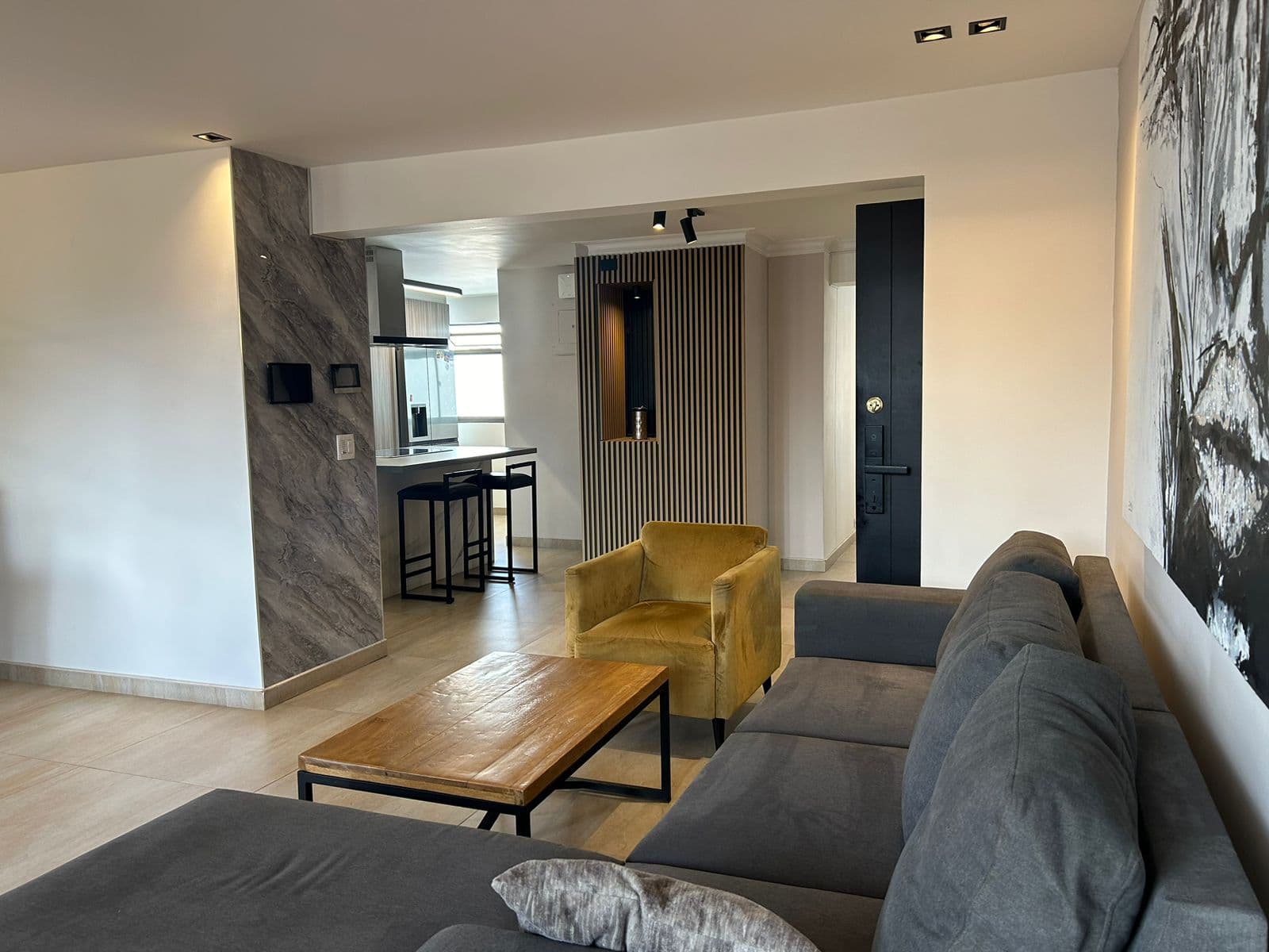 Apartamento en arriendo en Estadio, Laureles, Medellín — foto 1 de 16