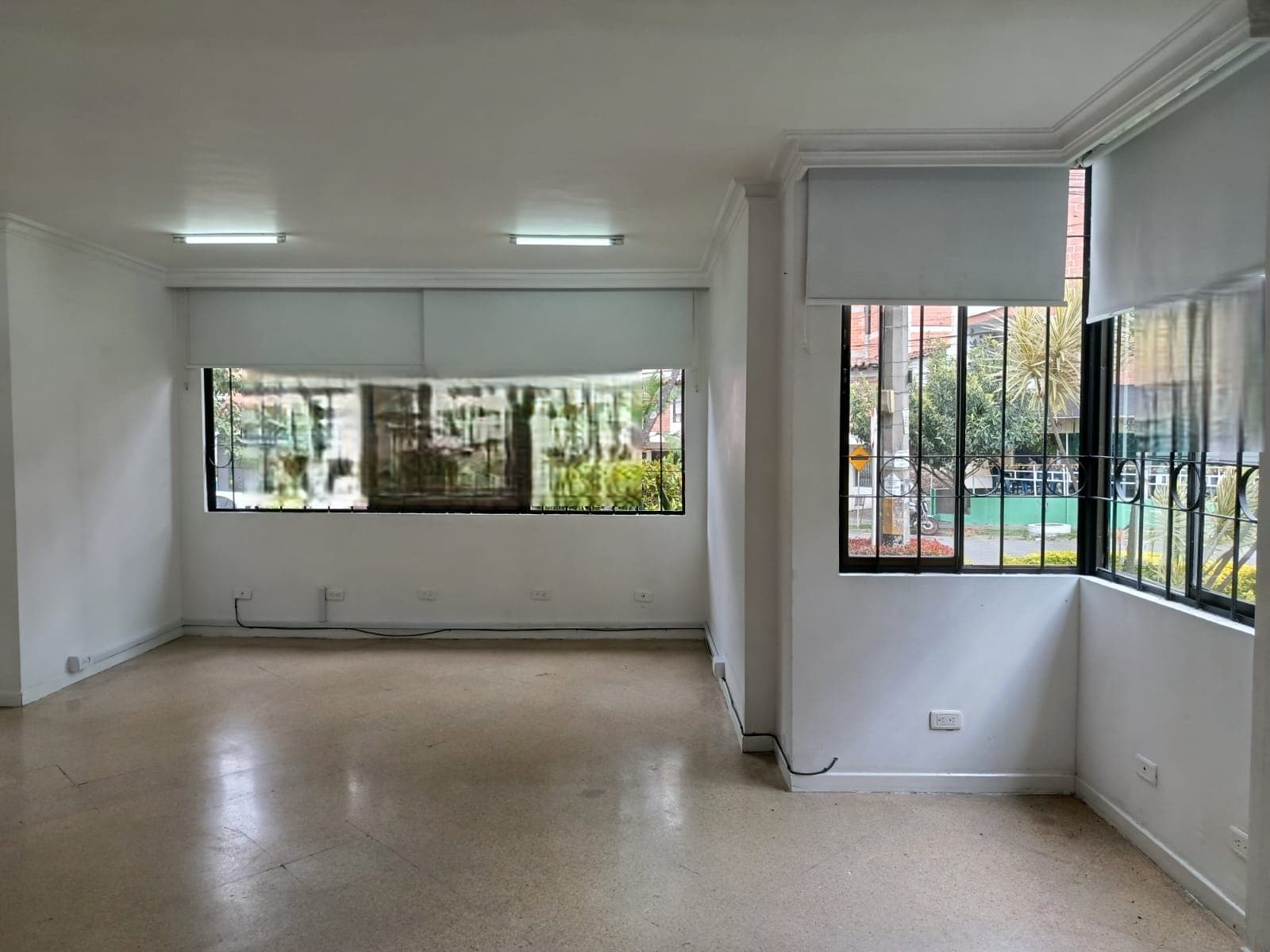 Local en arriendo en Simón Bolívar, La America, Medellín — foto 2 de 13