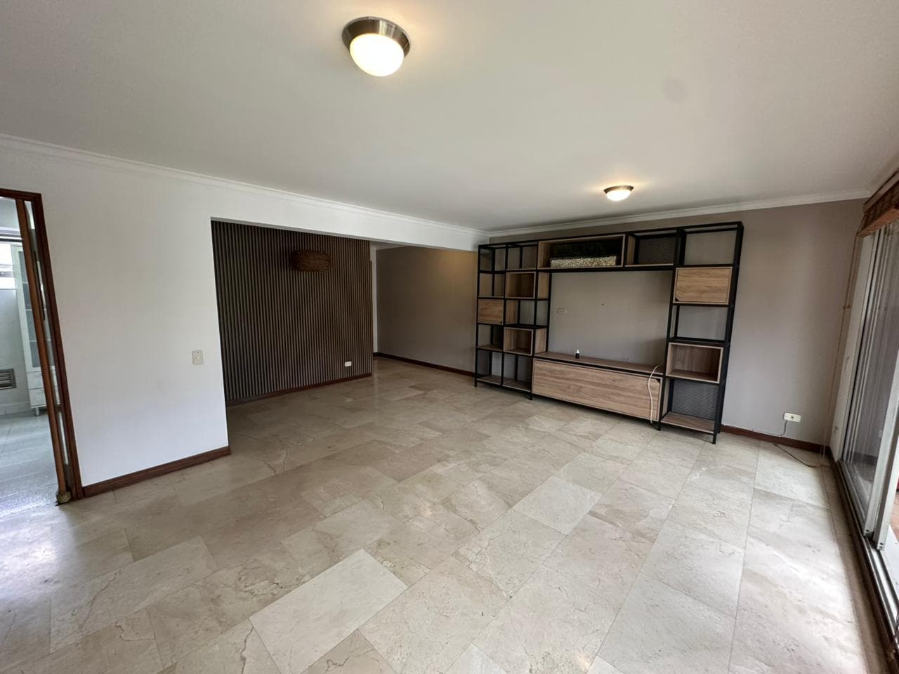 Apartamento en arriendo en La Frontera, Envigado — foto 3 de 18