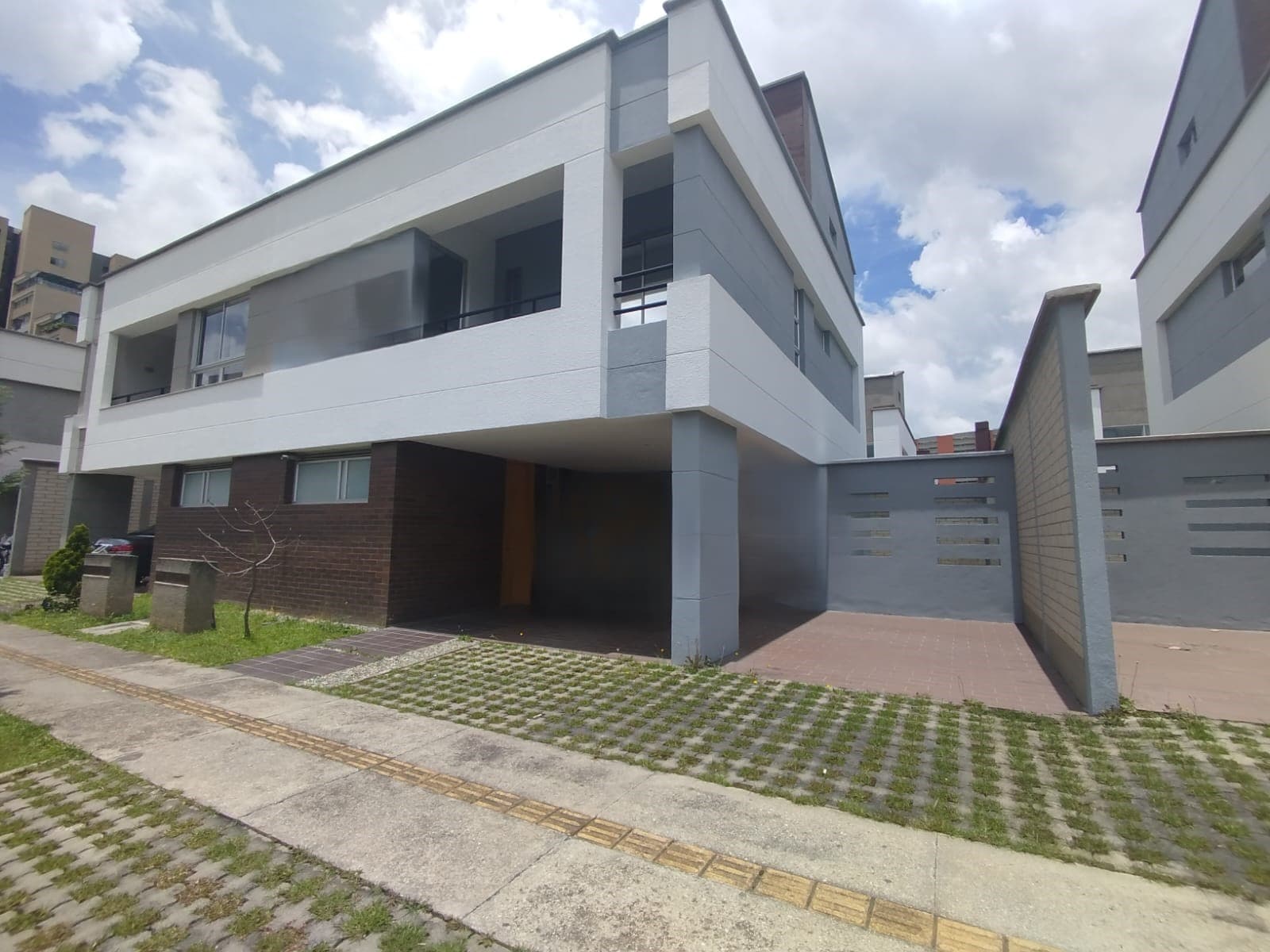Casa Vivienda en arriendo en Rionegro — foto 1 de 20
