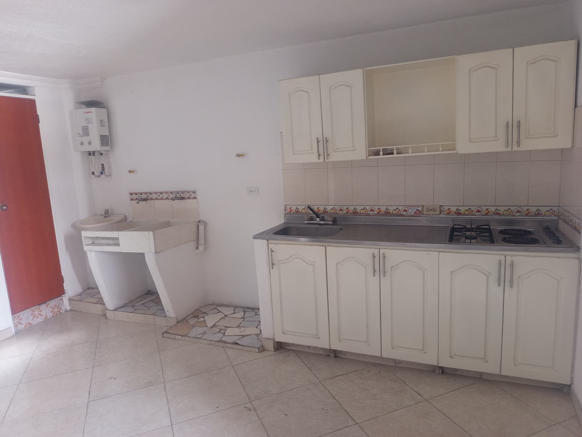 Apartaestudio en arriendo en Pilsen, Itagui — foto 1 de 12