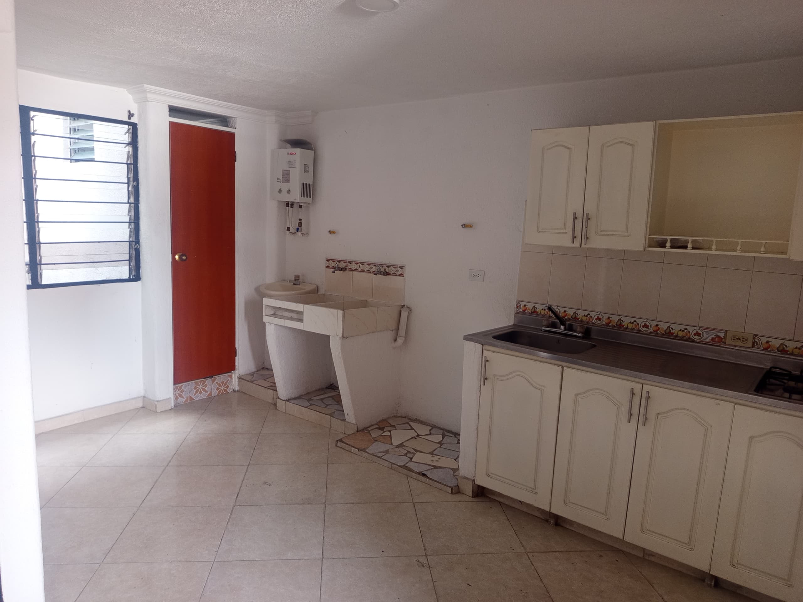 Apartaestudio en arriendo en Pilsen, Itagui — foto 3 de 12