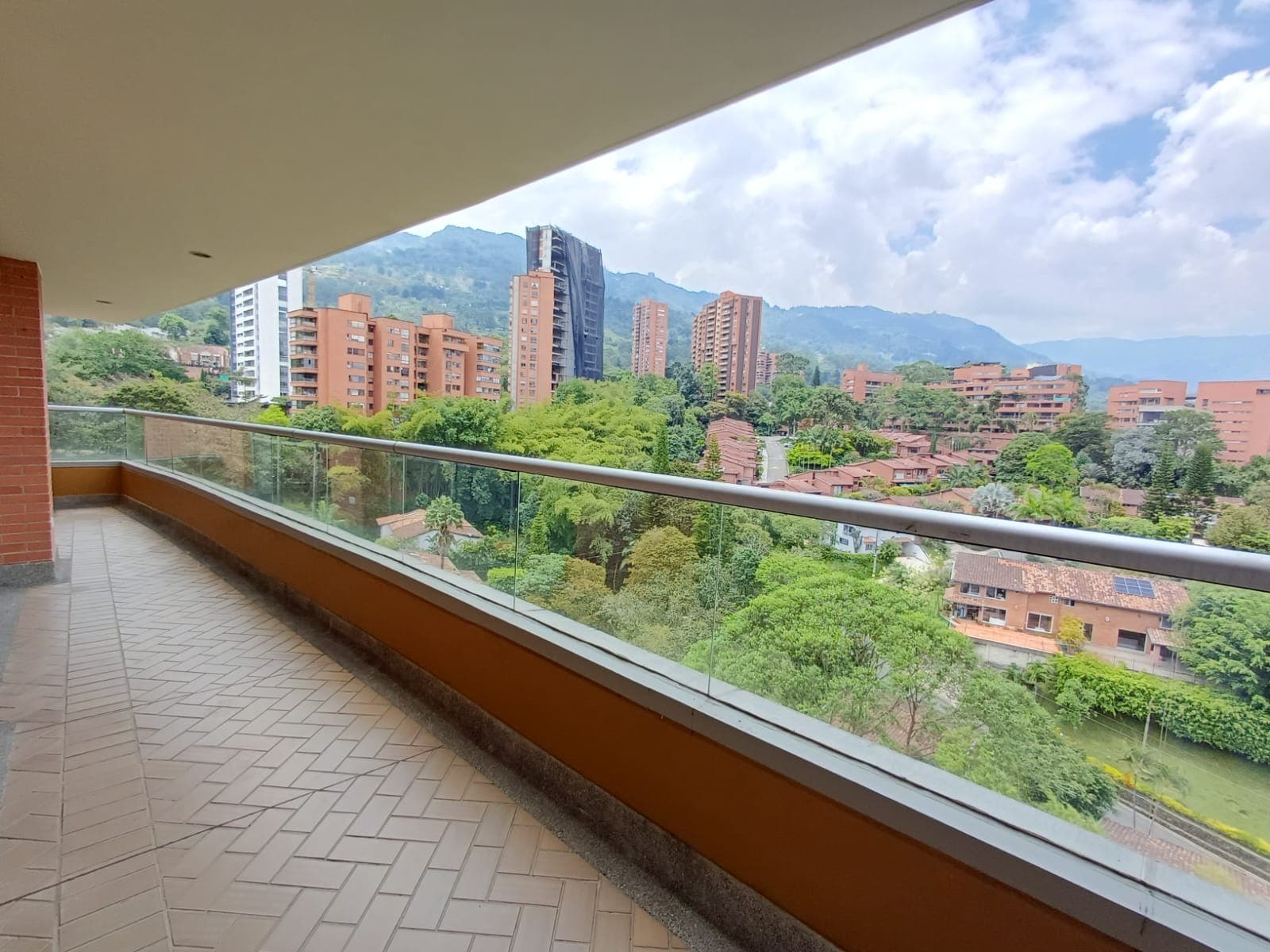Apartamento en arriendo en San Lucas, Poblado, Medellín — foto 2 de 20