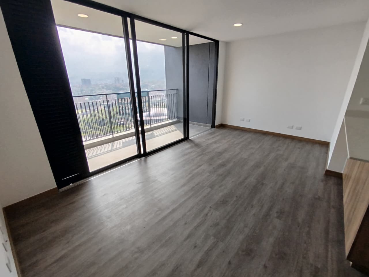 Apartamento en arriendo en Las Vegas, Envigado — foto 3 de 20