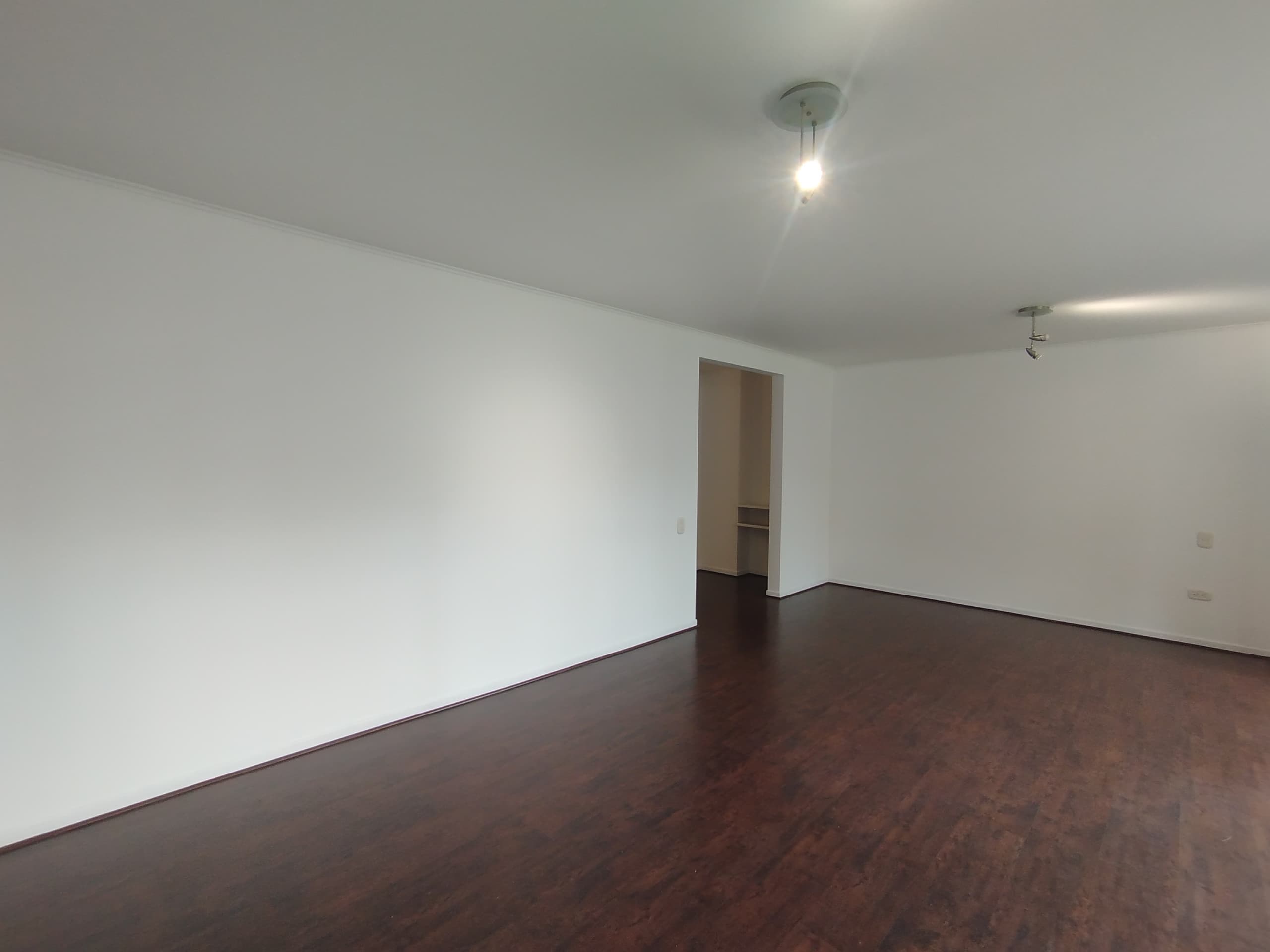 Apartamento en arriendo en Transversal Superior, Poblado, Medellín — foto 3 de 20